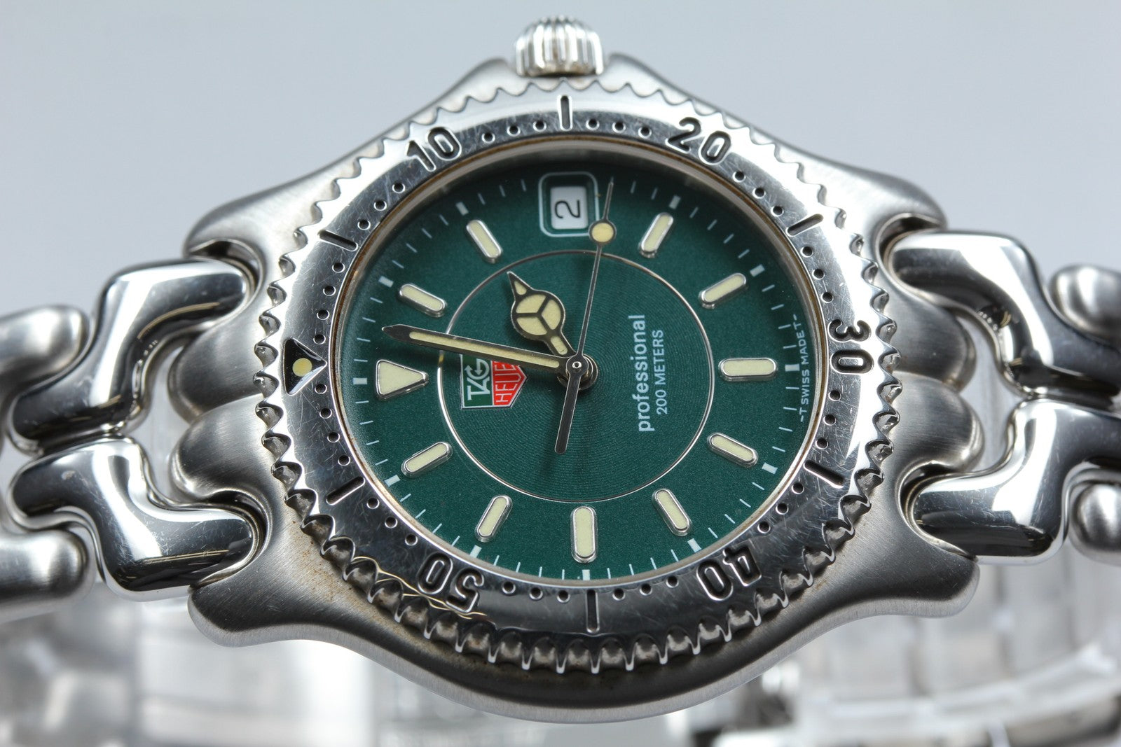 [Near MINT-] TAG HEUER S/el Professional 200M WG1119 Green Men's Quartz Watch