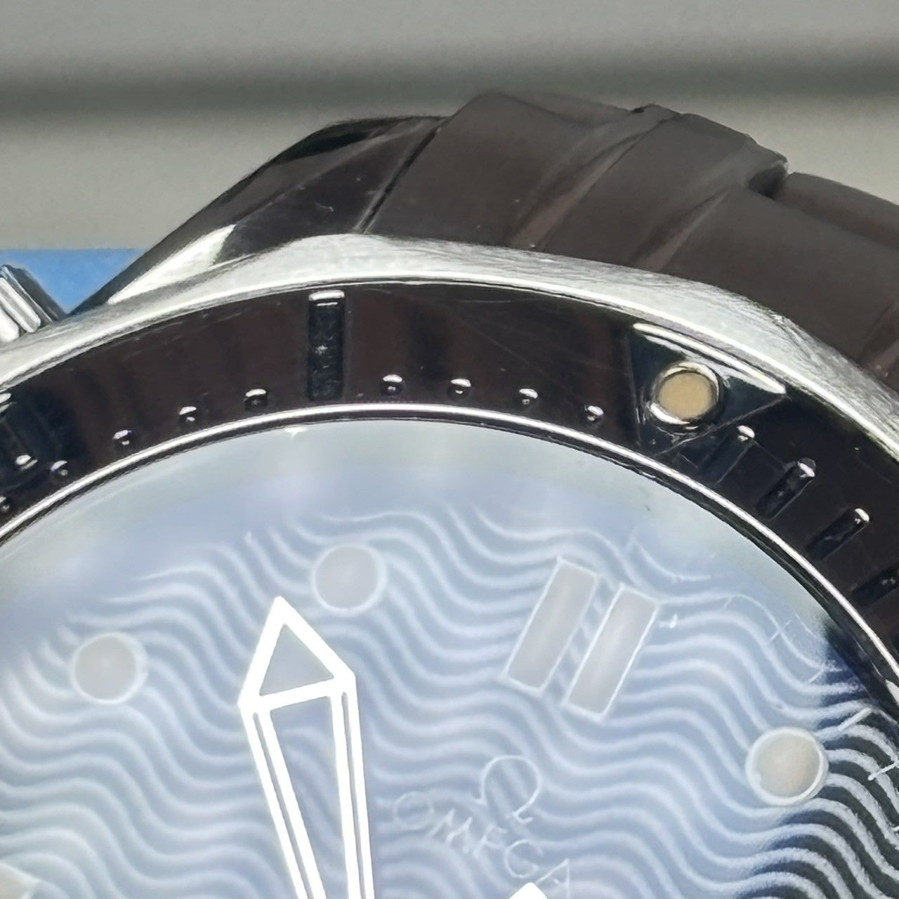 [Near MINT- Box] OMEGA Seamaster 300M 2542.80 Blue Dial 41mm Quartz Men's Watch