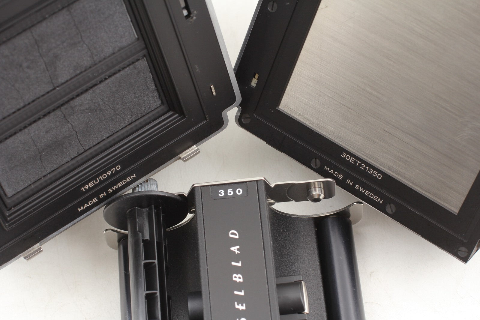 [MINT w/Grip] Hasselblad 503CW Film Camera 80mm f2.8 CF Lens PME 45 Finder JAPAN