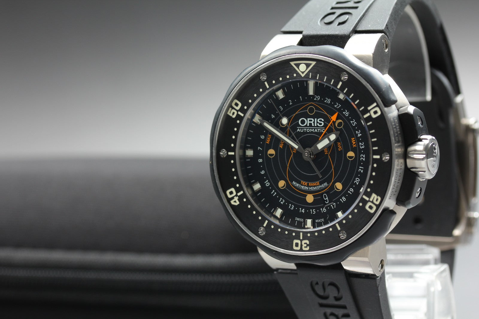 ORIS ProDiver Pointer Moon 7682 Automatic Black Men's Watch 46mm JAPAN