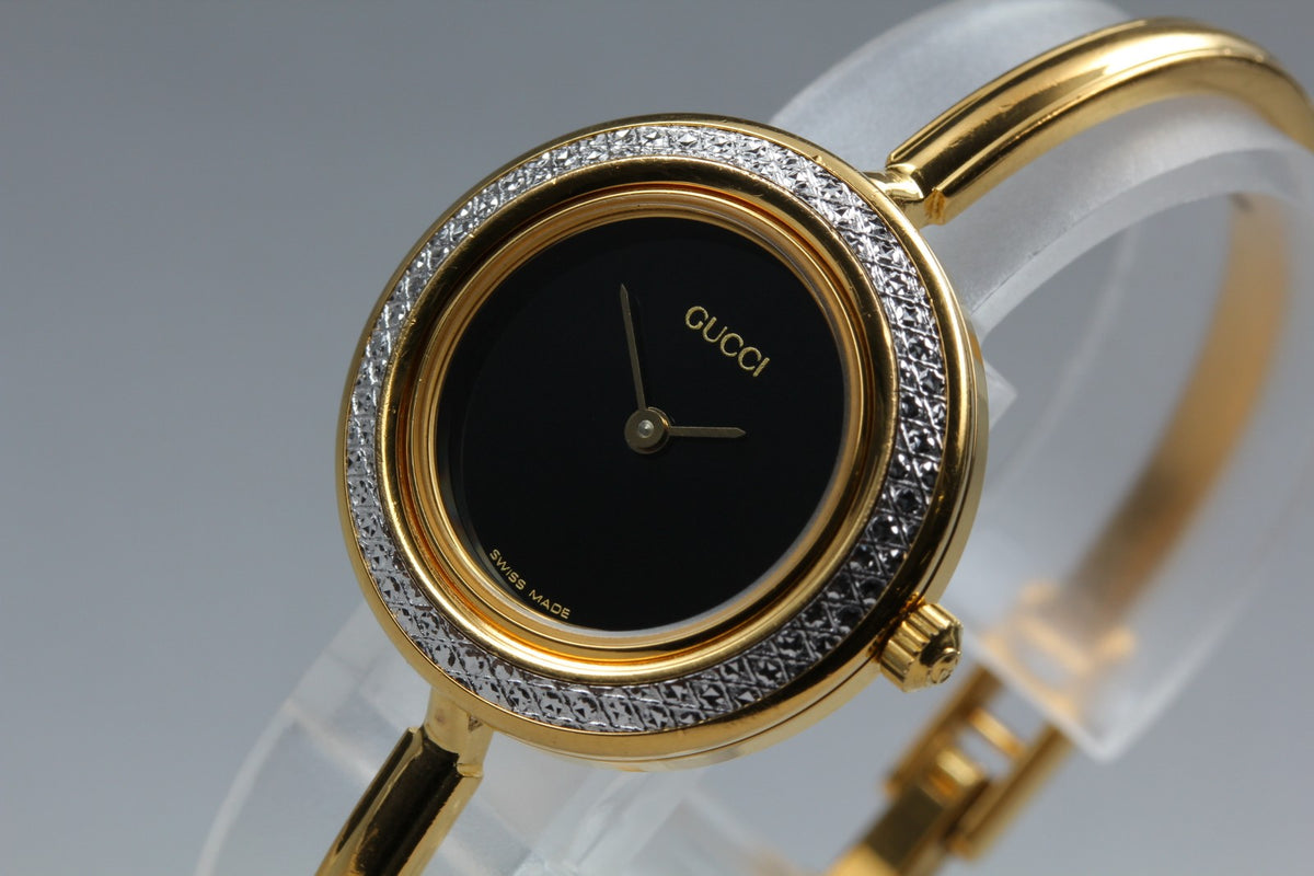 [Overhauled] Gucci Change Bezel 11/12.2 Black Dial Gold Women's Quartz Watch