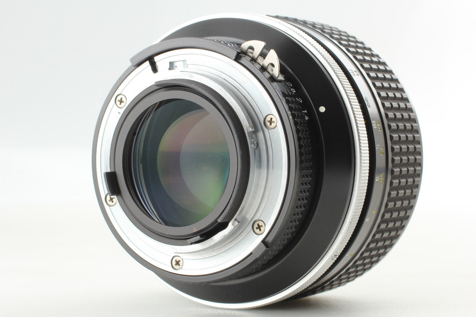 Pro Cleaned [MINT] SIC SN187xxx Nikon Ai-s Ais Nikkor 85mm f1.4 Lens JAPAN