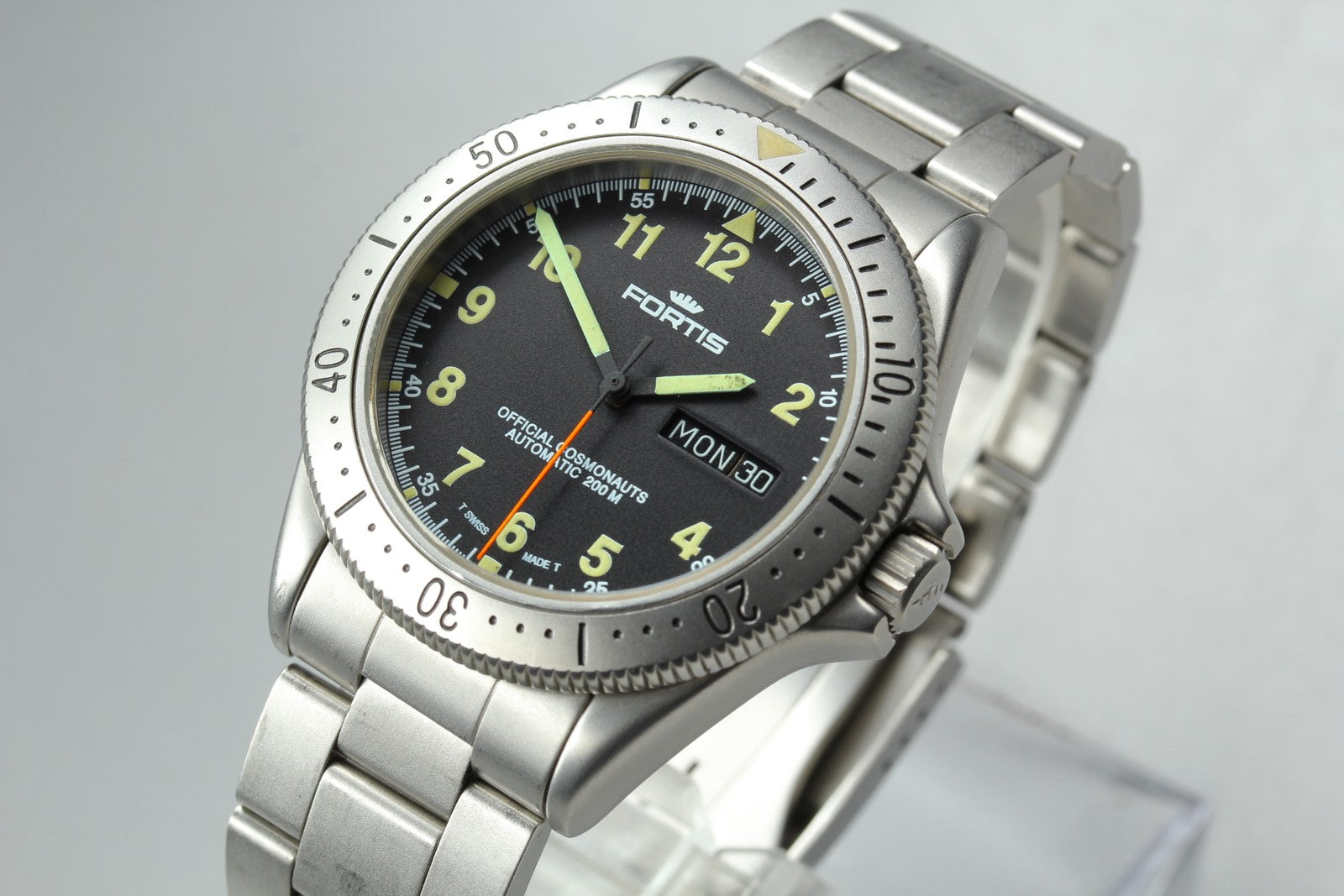 FORTIS Cosmonauts 610.22.158 Automatic Black Day/Date Men's Watch 39mm JP Exc+4