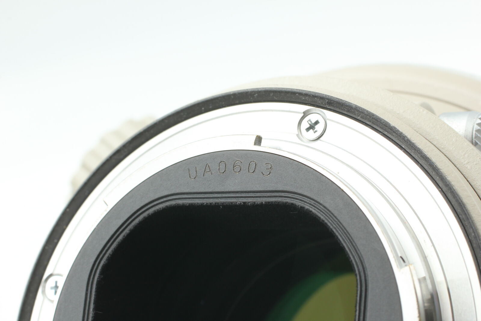 [ N MINT in Case ] Canon Lens EF 200mm f2 L IS USM IMAGE STABILIZER From JAPAN