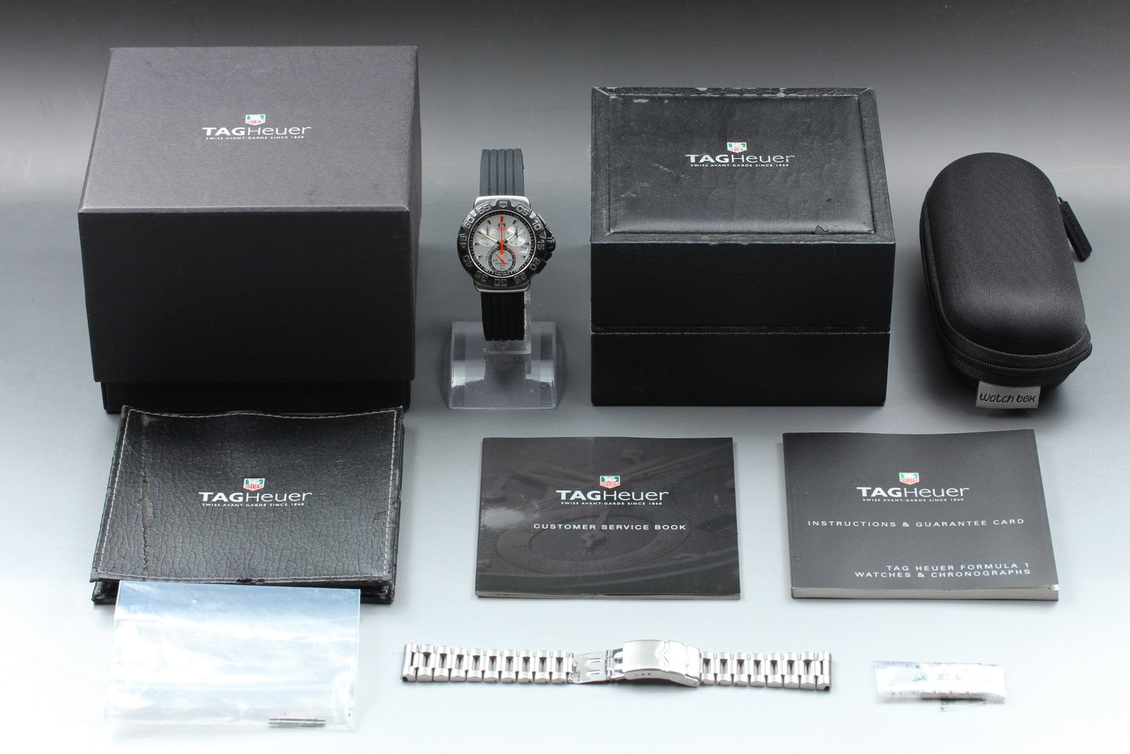 TAG HEUER Formula 1 CAH1111 Silver Dial Quartz Men's Watch 41mm JAPAN Box