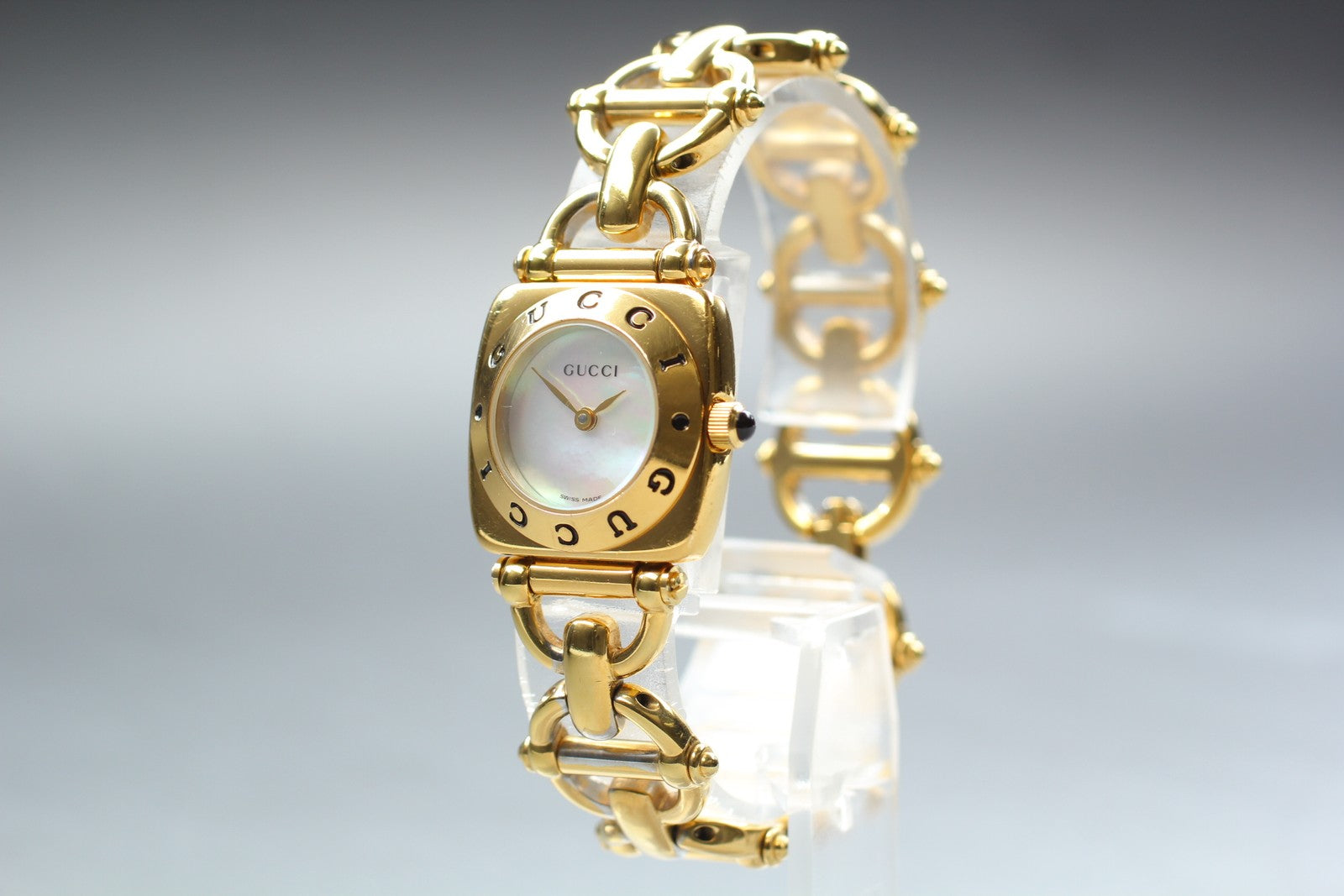 Vintage [Exc+5] GUCCI Horsebit 6400L White Dial Gold 20mm Woman's Quartz Watch