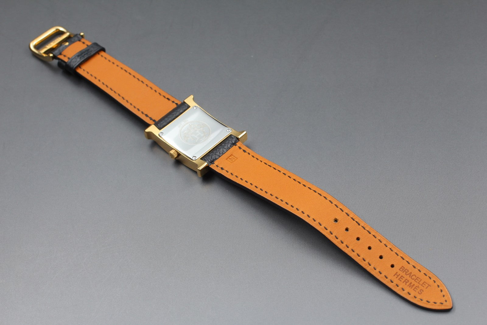 [Exc+5] HERMES H Watch HH1.201 Gold Black "N" 21mm Woman's Watch Quartz JAPAN