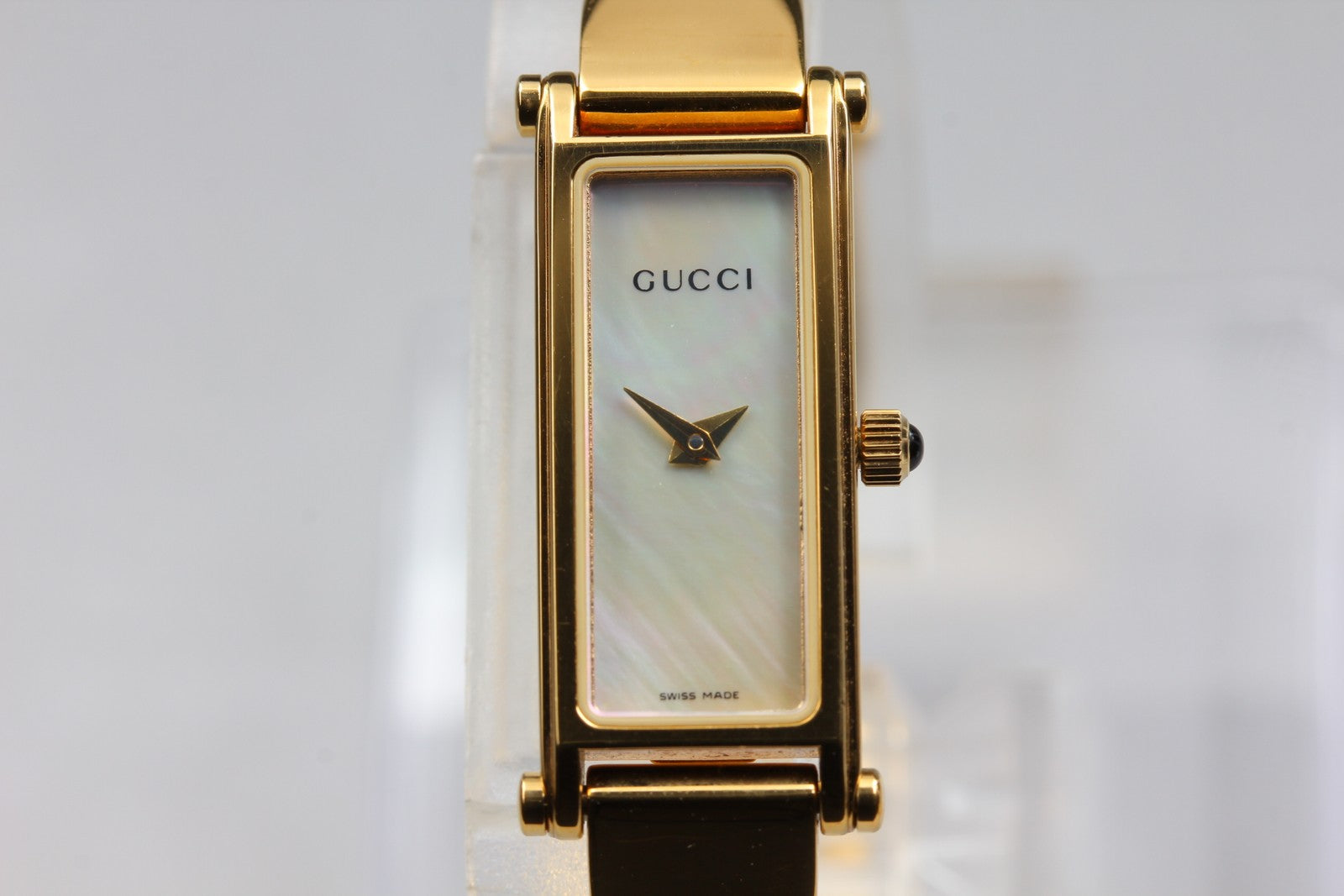 Vintage Gucci 1500L Shell Dial Gold 12mm Bangle Women's Quartz Watch  [w /Box]