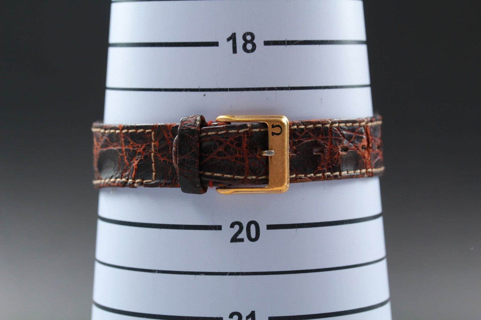 OMEGA Constellation Cal.1379 Gold Dial Date Quartz Men's Watch 31mm JAPAN Exc+5