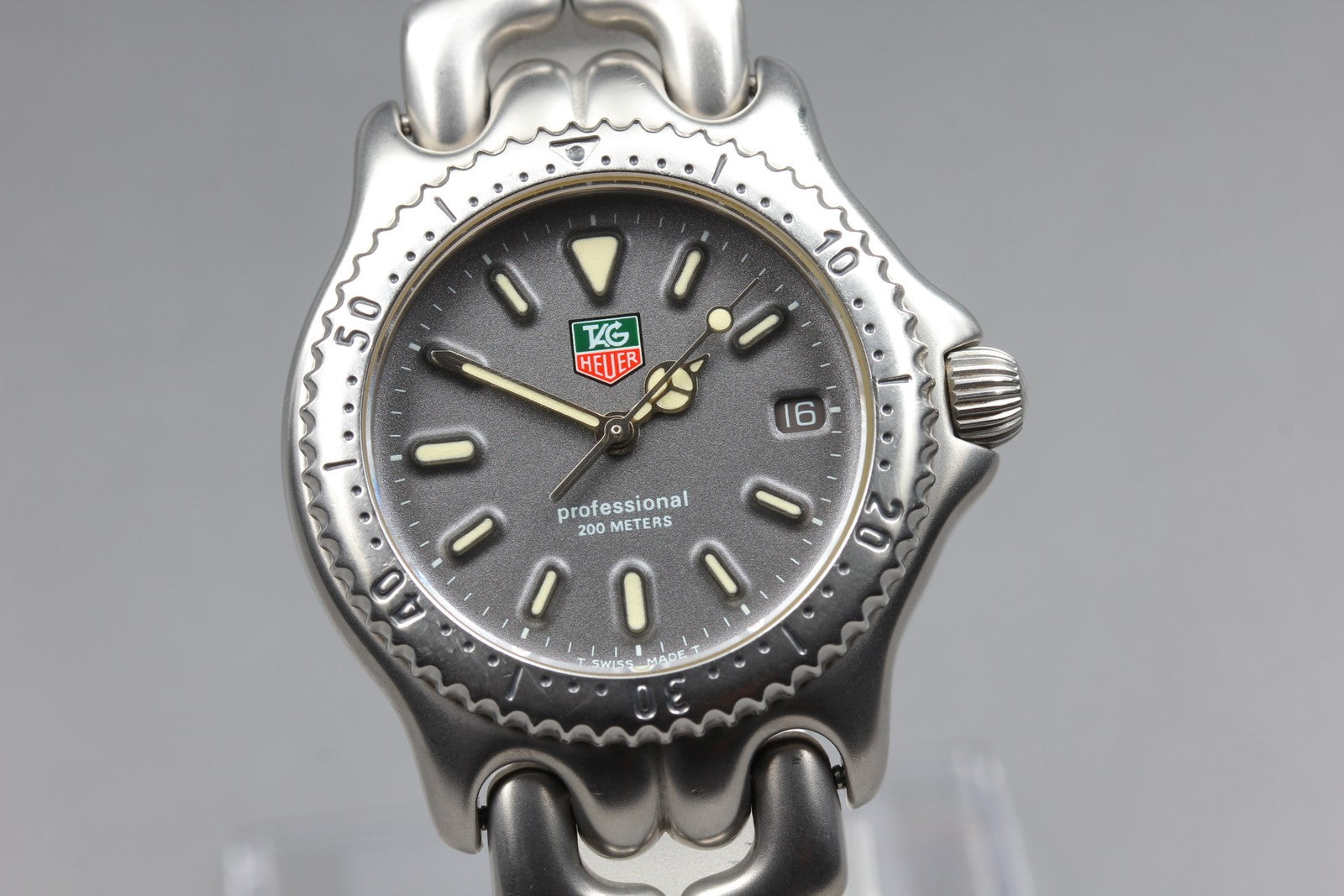 TAG HEUER SEL Professional S99.213K Quartz Gray Dial Men's Watch 33mm JAPAN