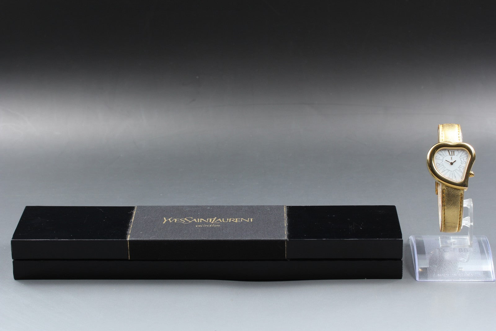 Yves Saint Laurent Heart Gold White Dial 31mm Women's Watch Quartz [w/Box]