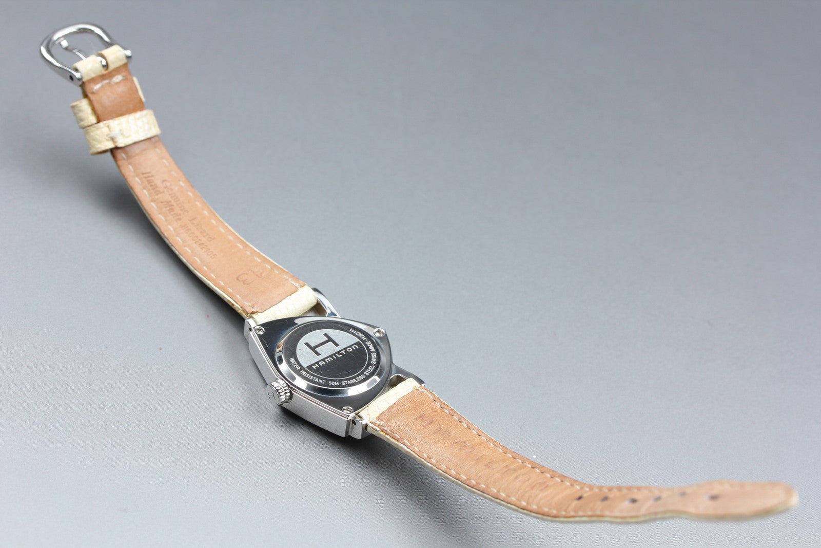 New Batt Hamilton Ventra H242111 Quartz Shell Dial Women's Watch 24mm JAPAN Box