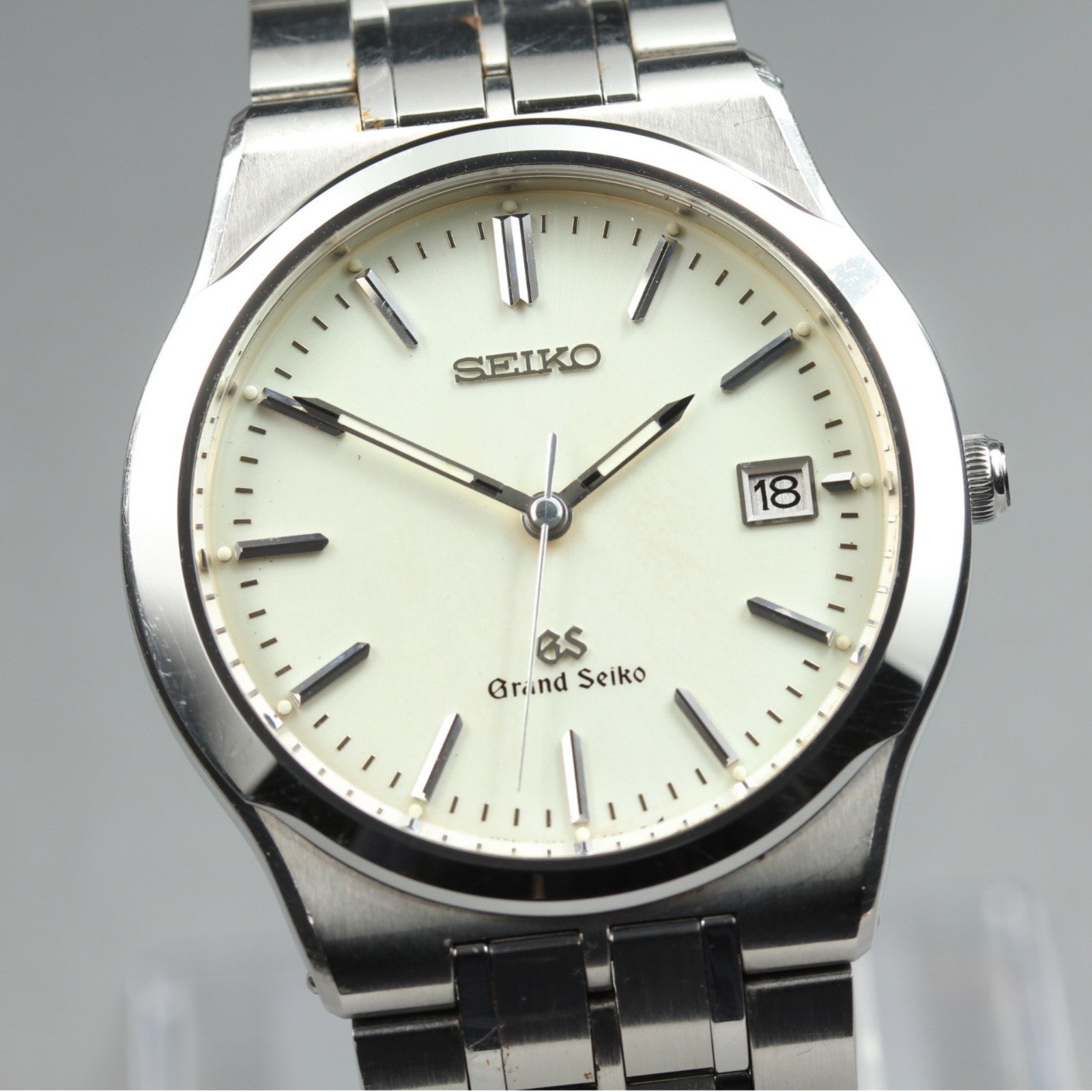 Vintage SEIKO Grand Seiko 8N65-9000 Quartz Unisex Silver Watch 36mm From JAPAN