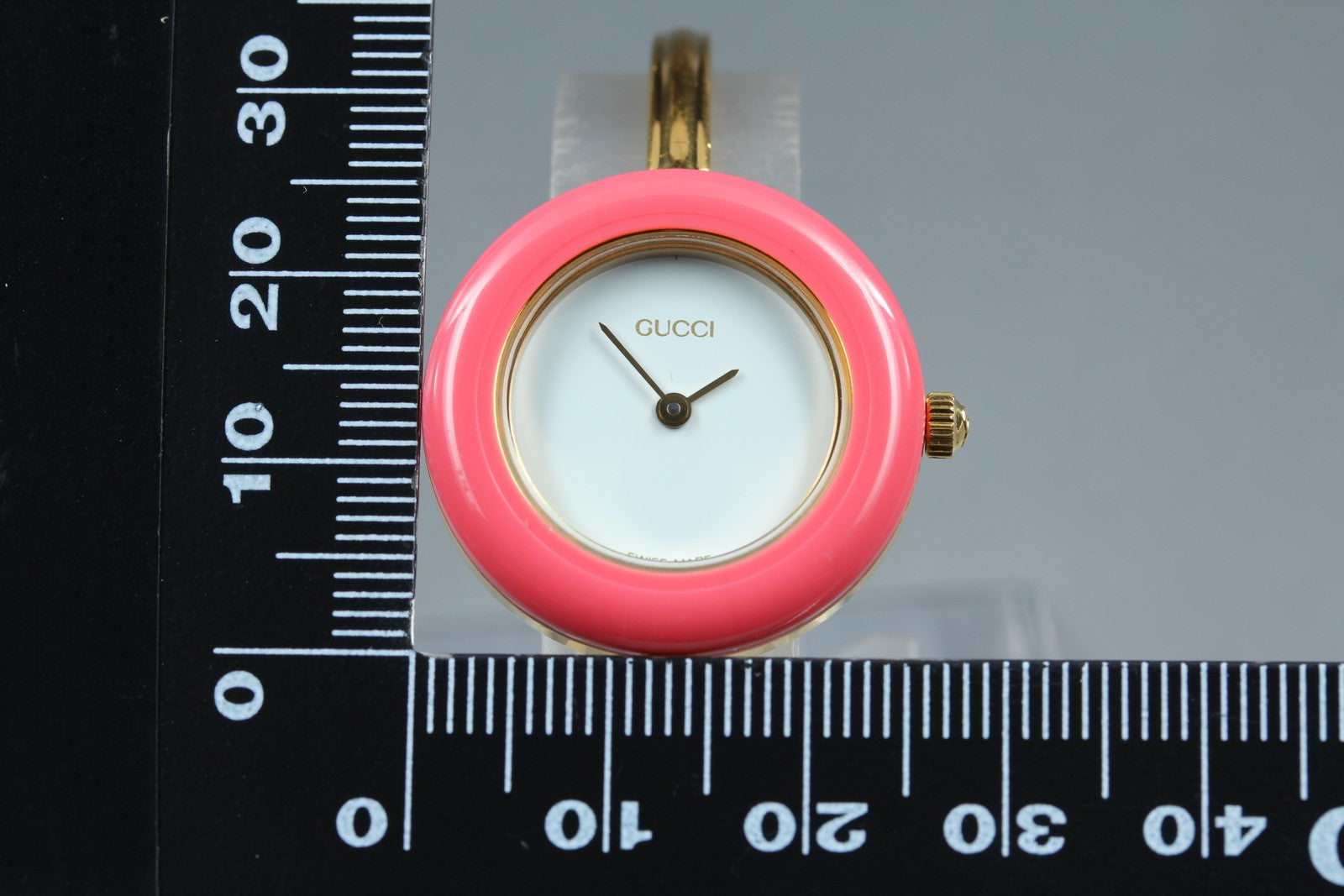 Vintage [S Size] Gucci Change Bezel 11/12.2 Pink Bezel Gold Women's Qz Watch