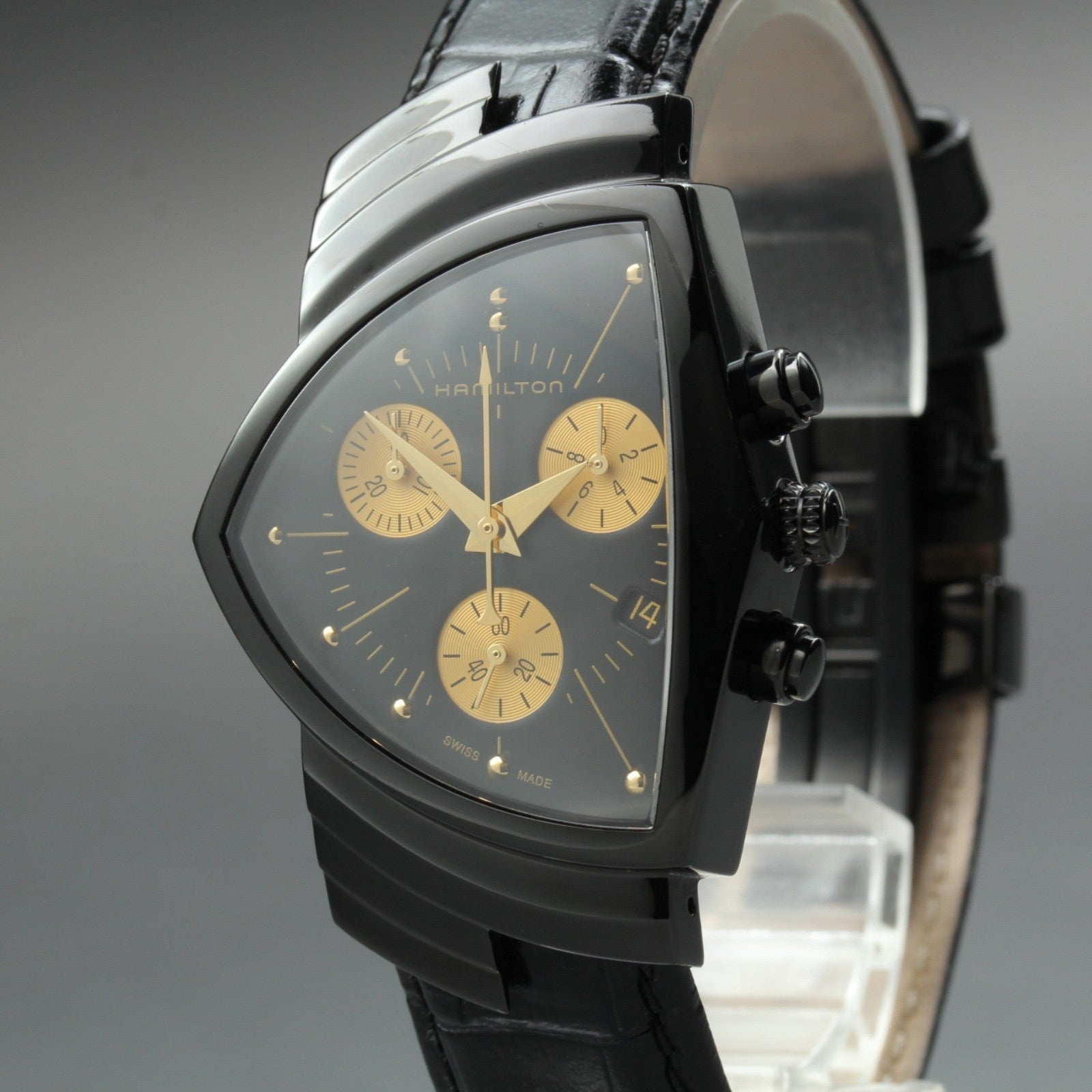 New Batt Hamilton Ventura H244020 Black Quartz Chronograph Men's 32mm Box