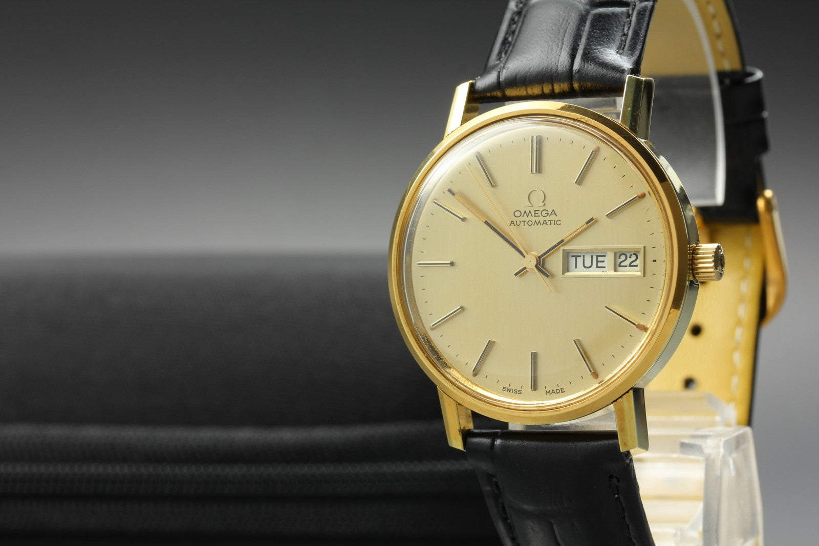 Vintage OMEGA Seamaster 166.0209 Cal.1022 Gold 34mm Day/Date AT Men's Watch