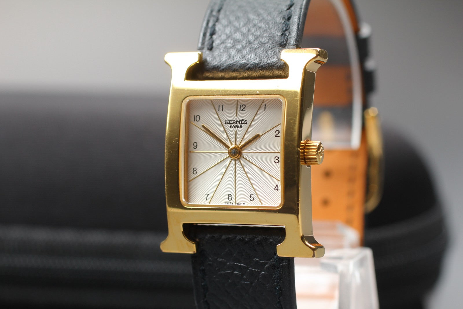 [Exc+5] HERMES H Watch HH1.201 Gold Black "N" 21mm Woman's Watch Quartz JAPAN