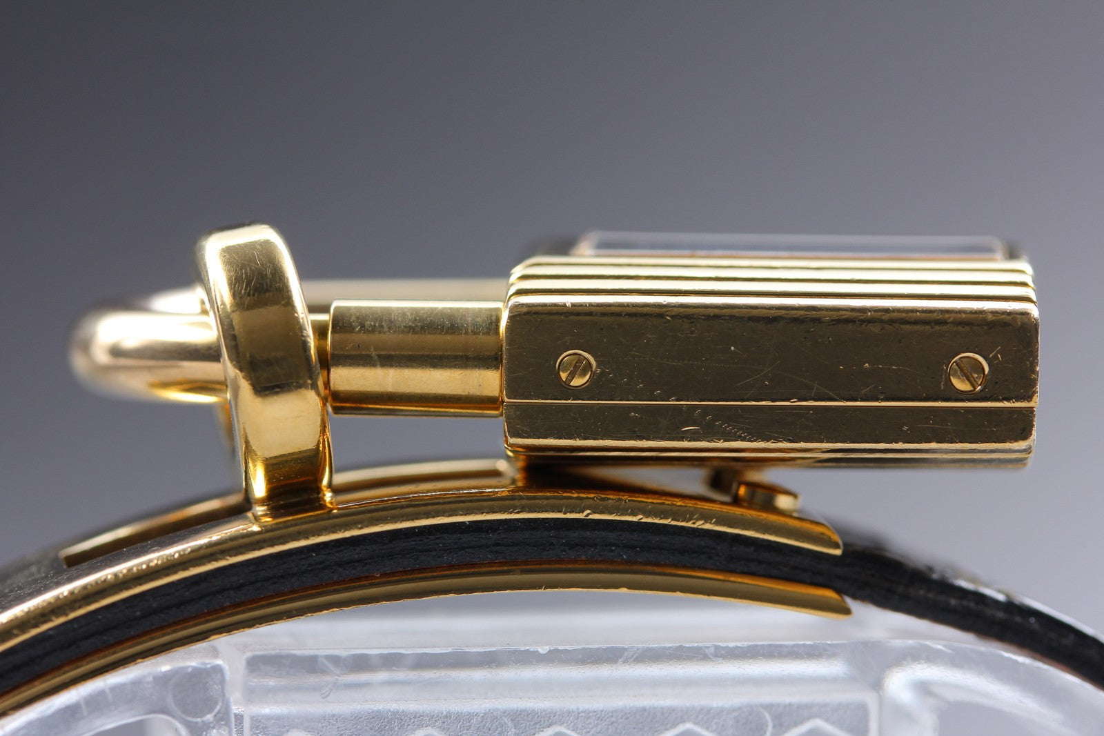 Vintage [Exc+5 Box] HERMES Kelly Watch Gold Black Leather "U" Woman's Qz Watch