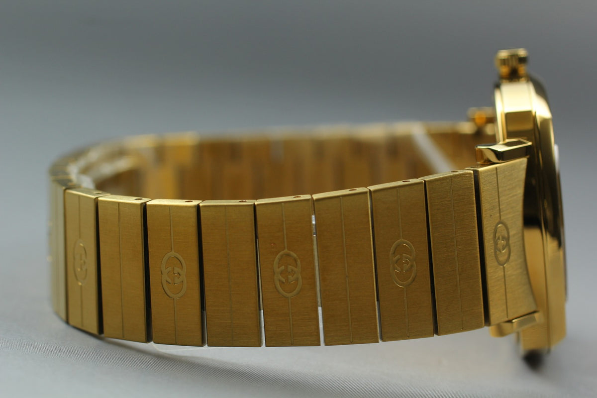 [MINT Box] GUCCI Grip 157.4 Gold 35mm GG Man's Quartz Watch From JAPAN