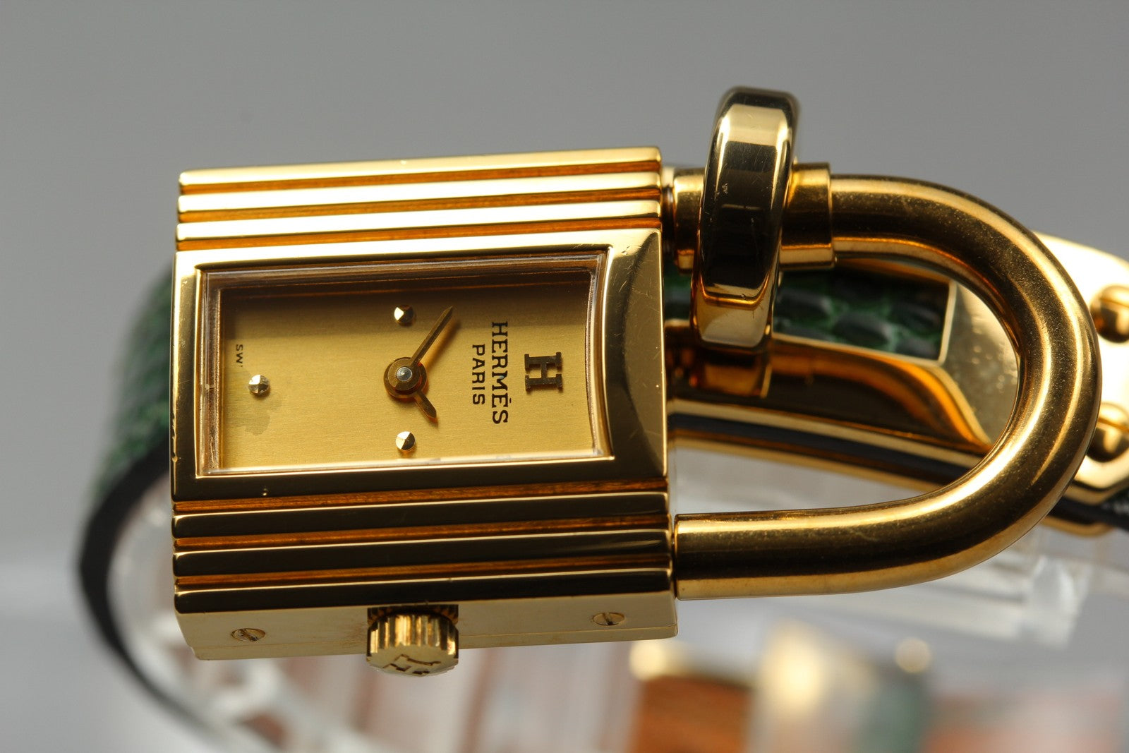 Overhauled [Exc+5 Box] HERMES Kelly Watch Gold Green "S" Woman's Quartz Watch