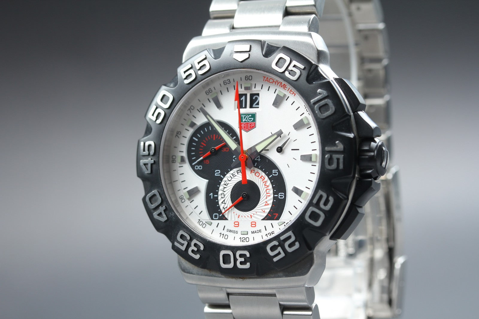 TAG Heuer Formula 1 CAH1011 Quartz Chronograph White Dial Men's Watch 44mm JP