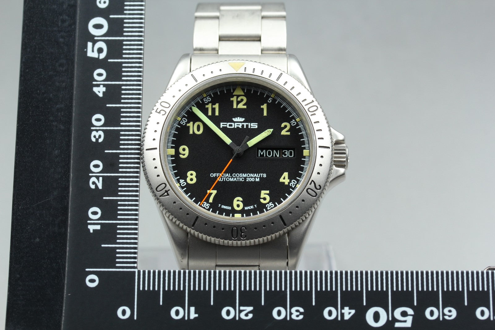 FORTIS Cosmonauts 610.22.158 Automatic Black Day/Date Men's Watch 39mm JP Exc+4