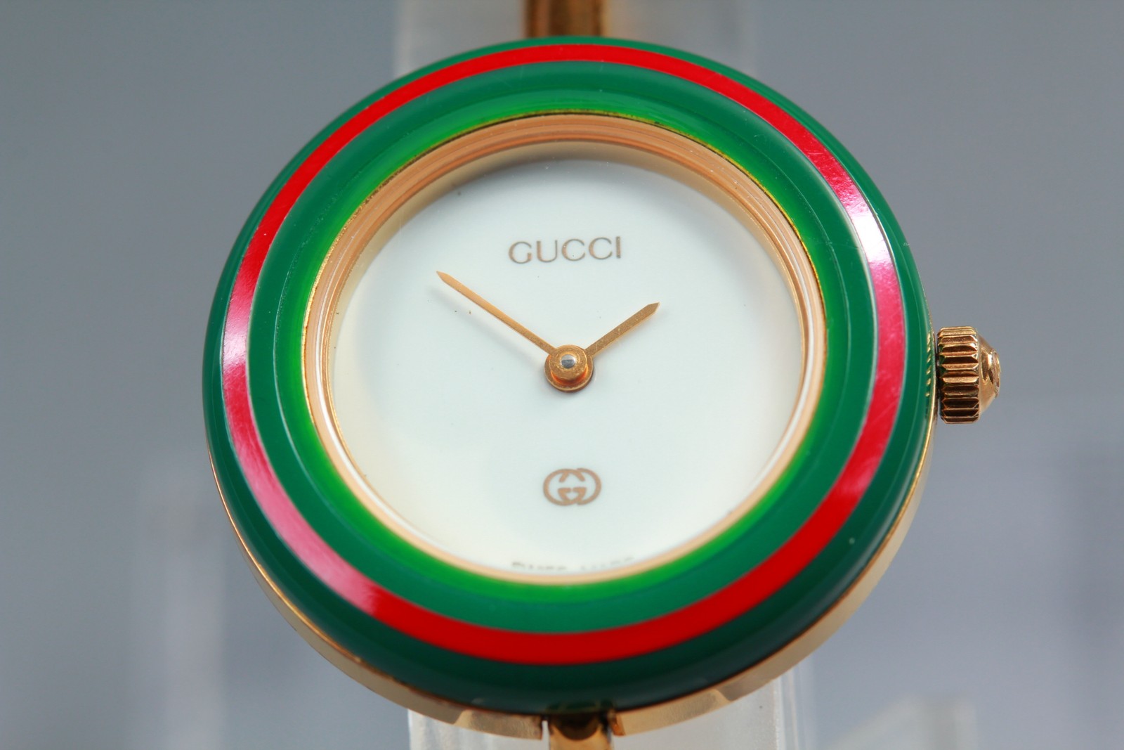 New Batt Gucci 11/12 Change Bezel 12 Colors Gold Quartz Women's Watch From JAPAN