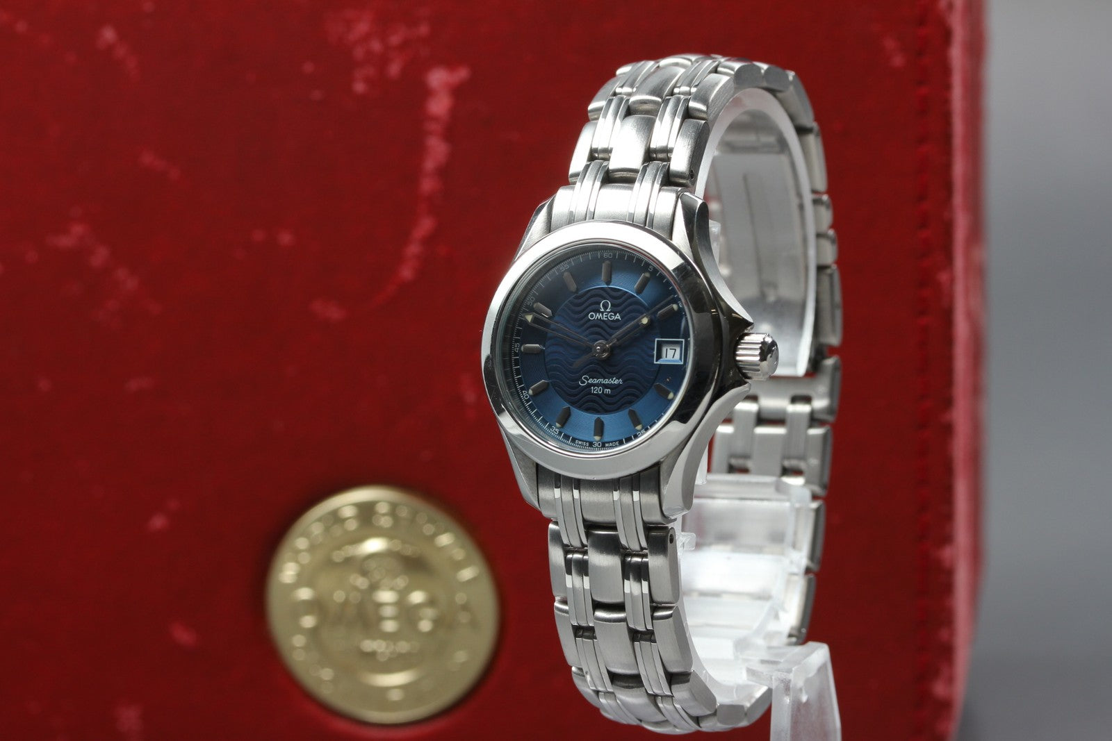 Vintage OMEGA Seamaster 120m 2581.81 Blue Quartz Women's Watch 26mm  JAPAN Box