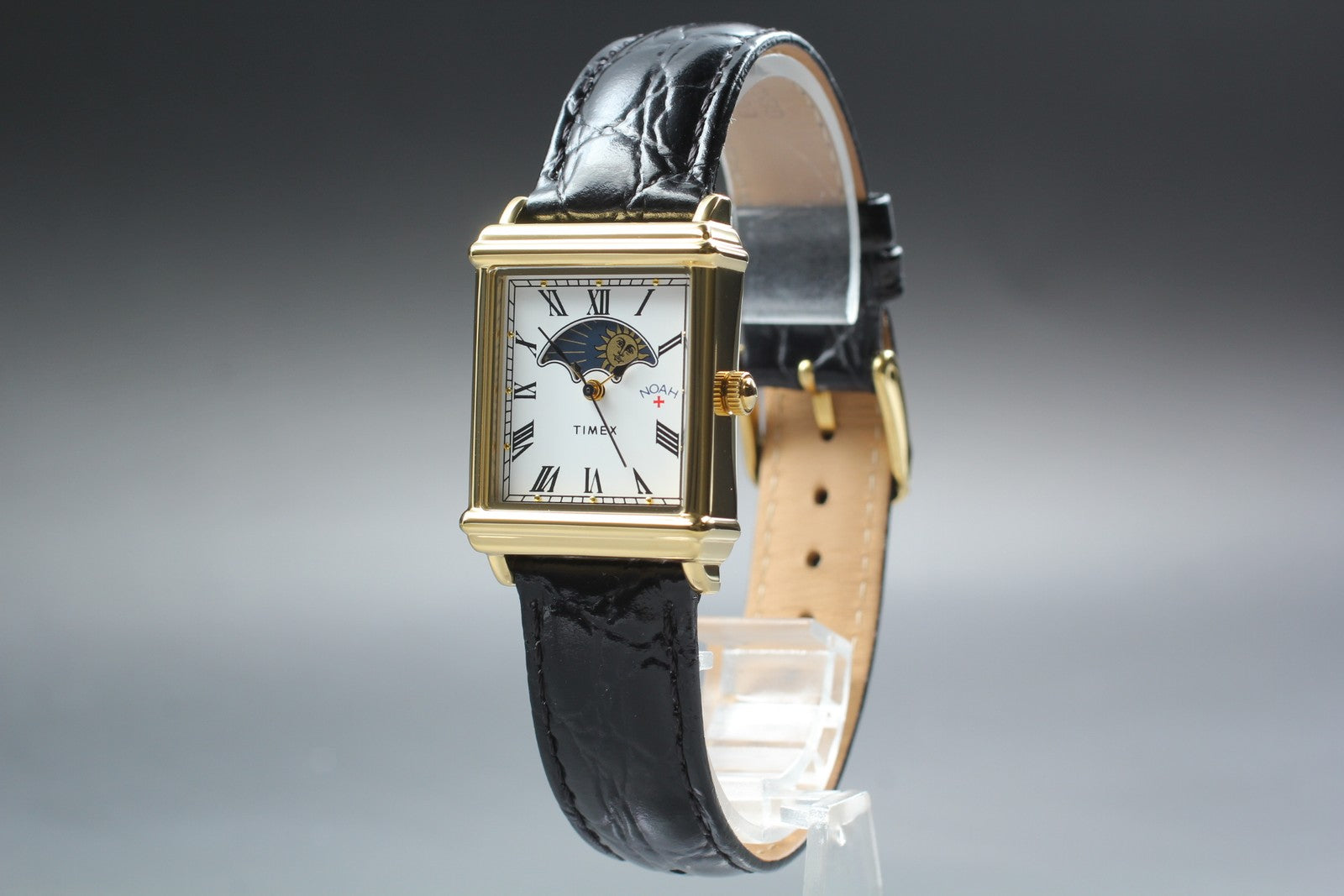 NOAH × TIMEX Sun and Moon Watch TW2W72800 25mm Gold Black Men's Quartz Watch