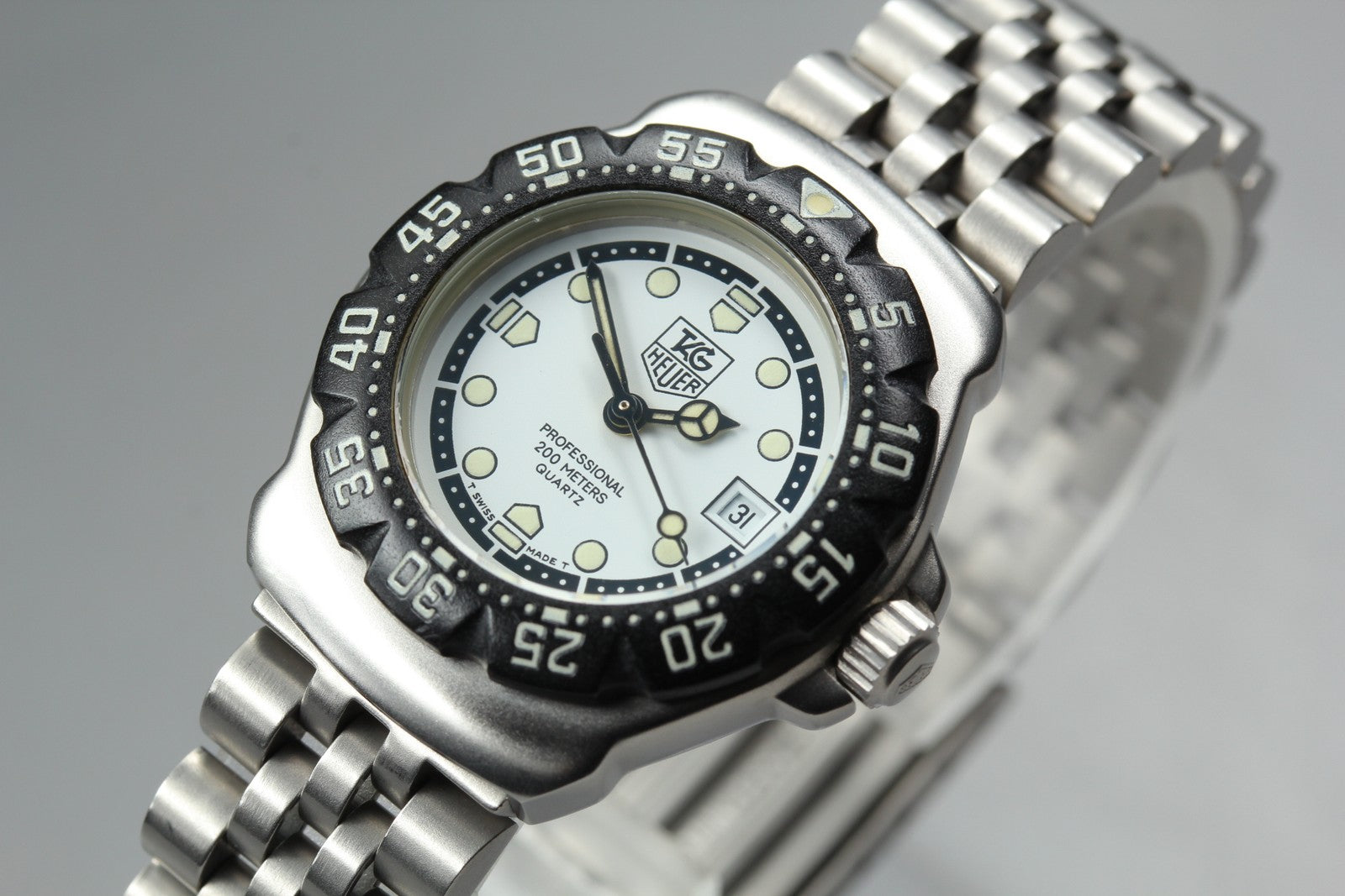 Vintage TAG Heuer Formula 1 WA1418 White Quartz Women's Watch 28mm From JAPAN