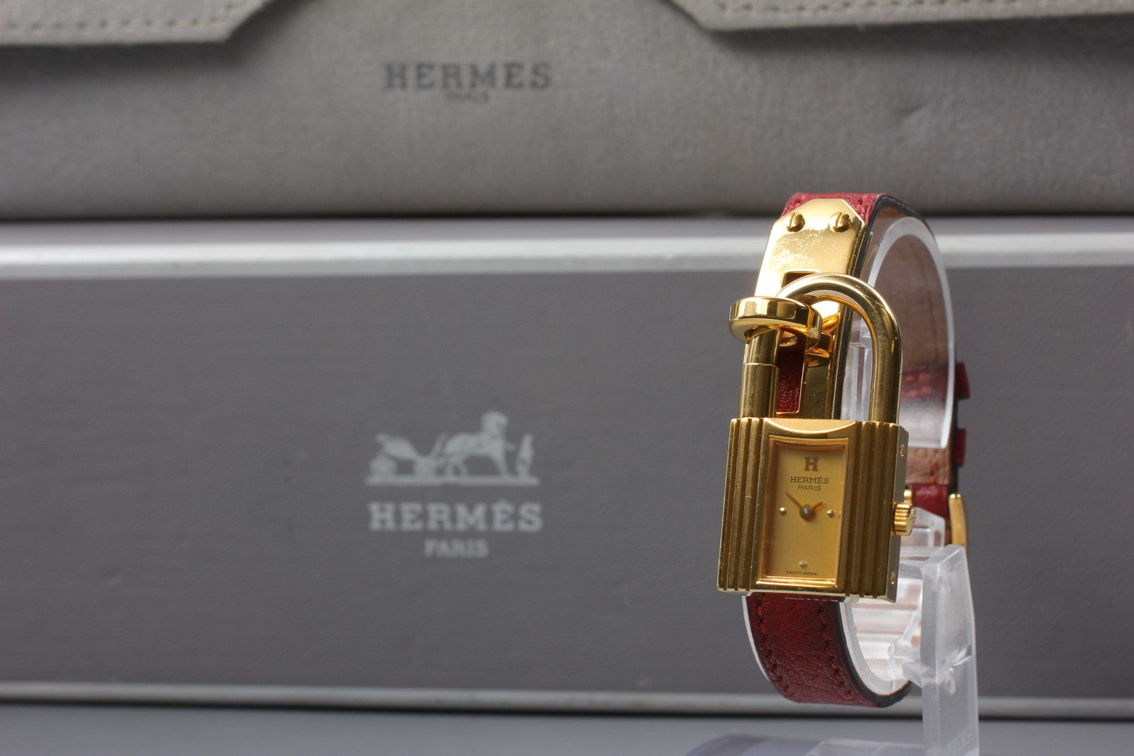Vintage [Exc+5 Box] HERMES Kelly Watch Gold Red "U" Woman's Quartz Watch JAPAN