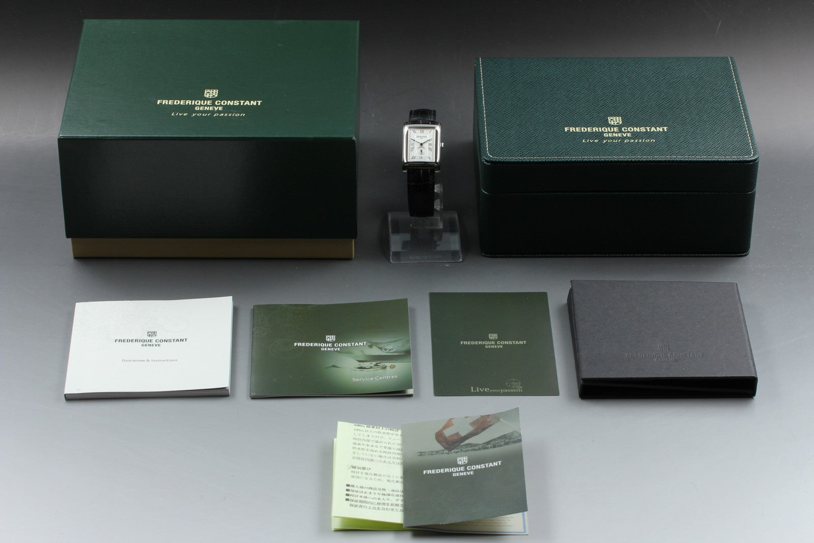 Frederique Constant FC-200/235XC25/6 26mm Silver Black Men's Quartz Watch [Box]