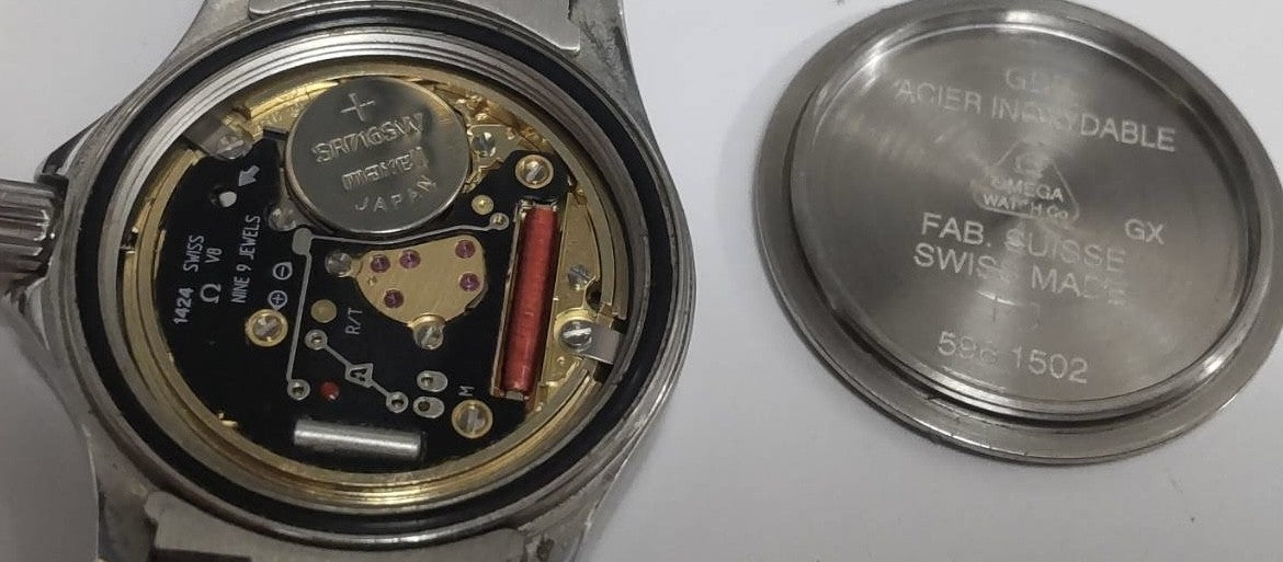 Vintage OMEGA Seamaster 120m 2581.31 Quartz Silver Women's Watch 27mm JAPAN Box