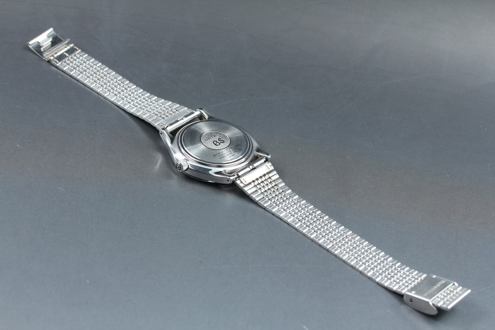 New Batt SEIKO Grand Seiko 9F83-9A00 Silver Quartz Day/Date Men's Watch 36mm JP