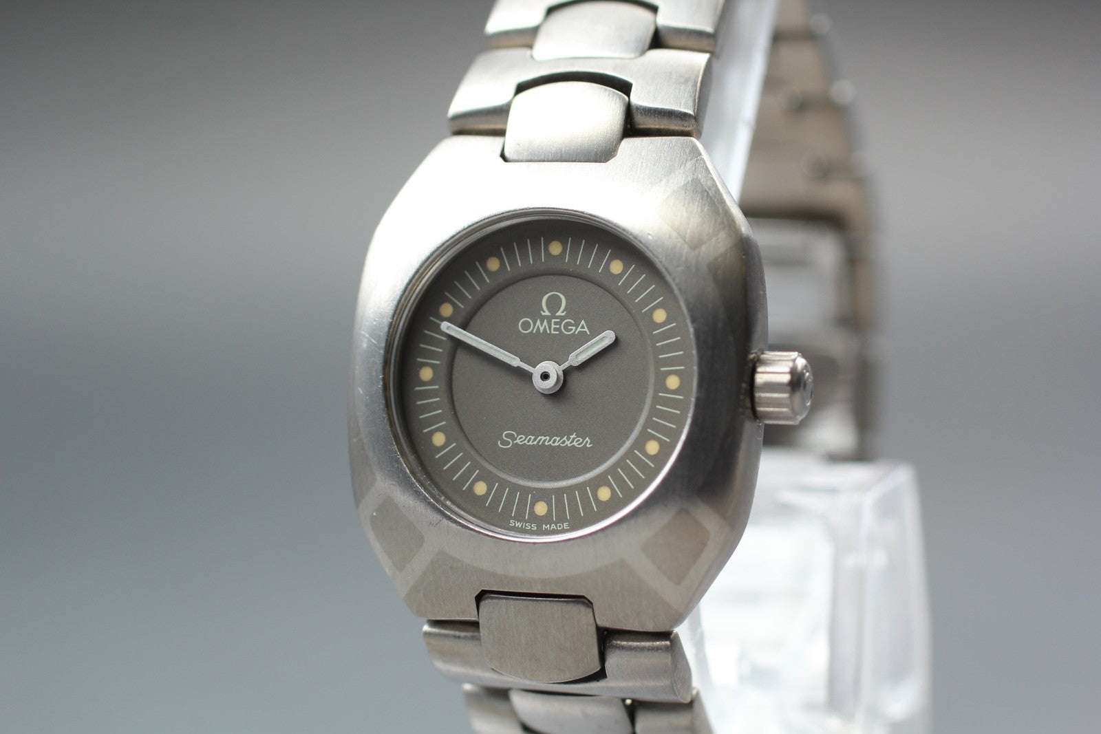 New Batt OMEGA Seamaster Polaris Titanium Cal.1450 Gray Women's Watch 22mm JAPAN