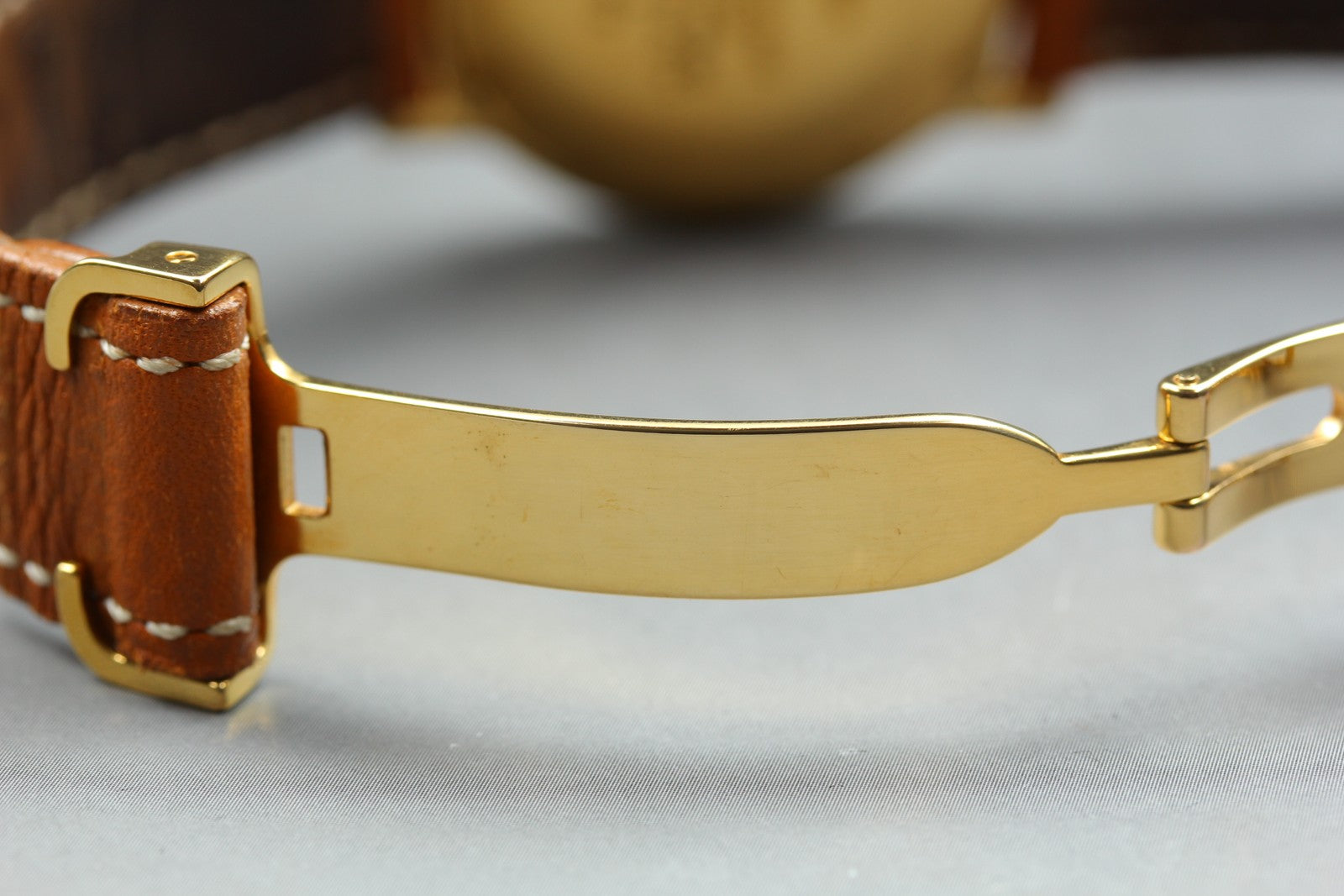 Vintage Cartier Must de Cartier Ronde 1800 1 Gold Brown 32mm Unisex Quartz Watch
