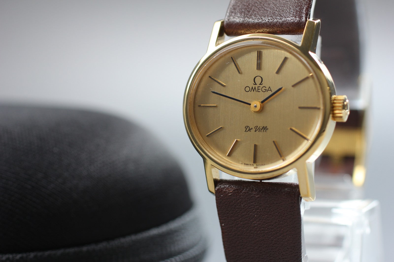 Vintage OMEGA De Ville 511.0508 Cal.625 24mm Gold Hand Winding Women's Watch