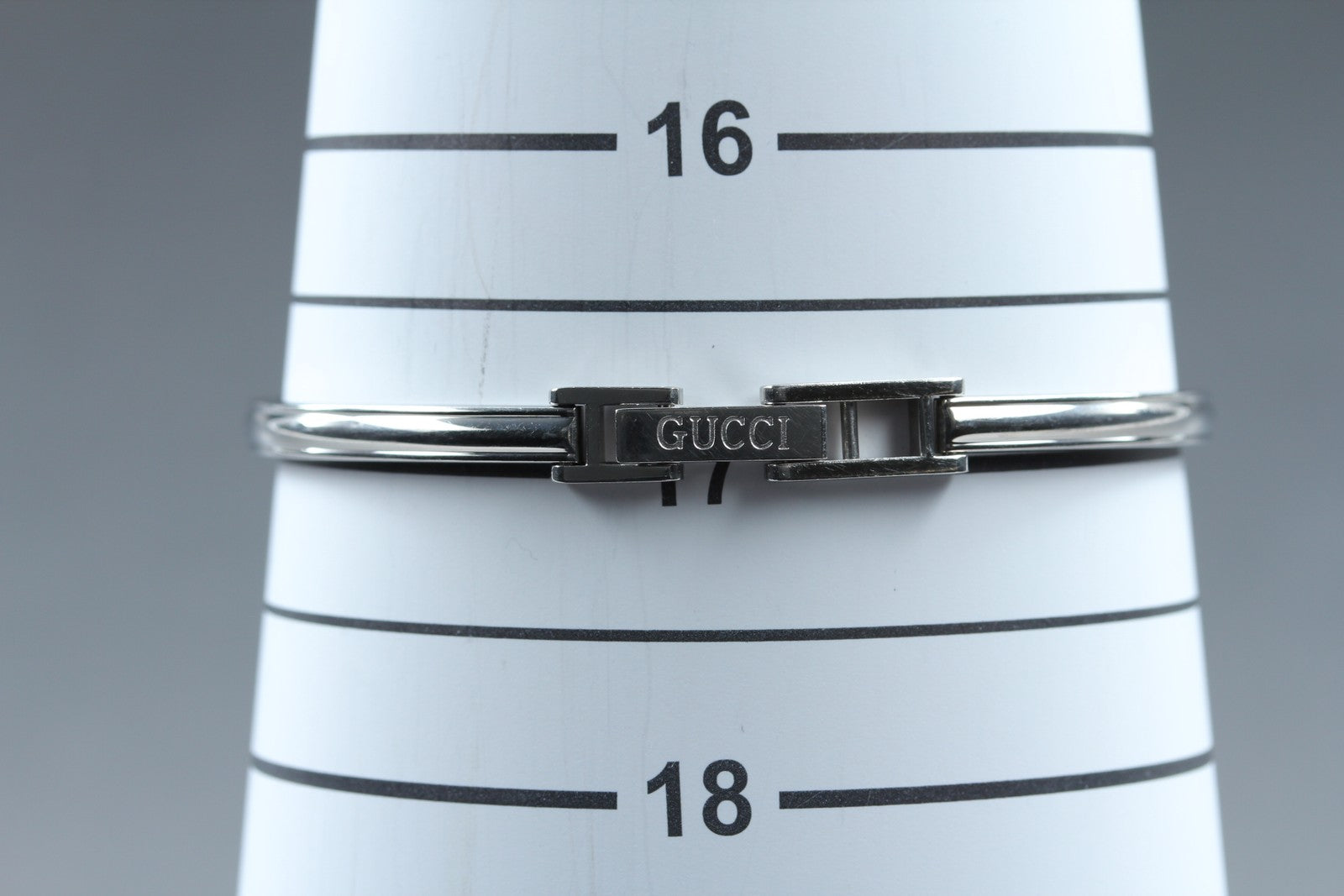 [Overhauled] Gucci Change Bezel 11/12.2L 12 Colors Silver Women's Qz Watch Box