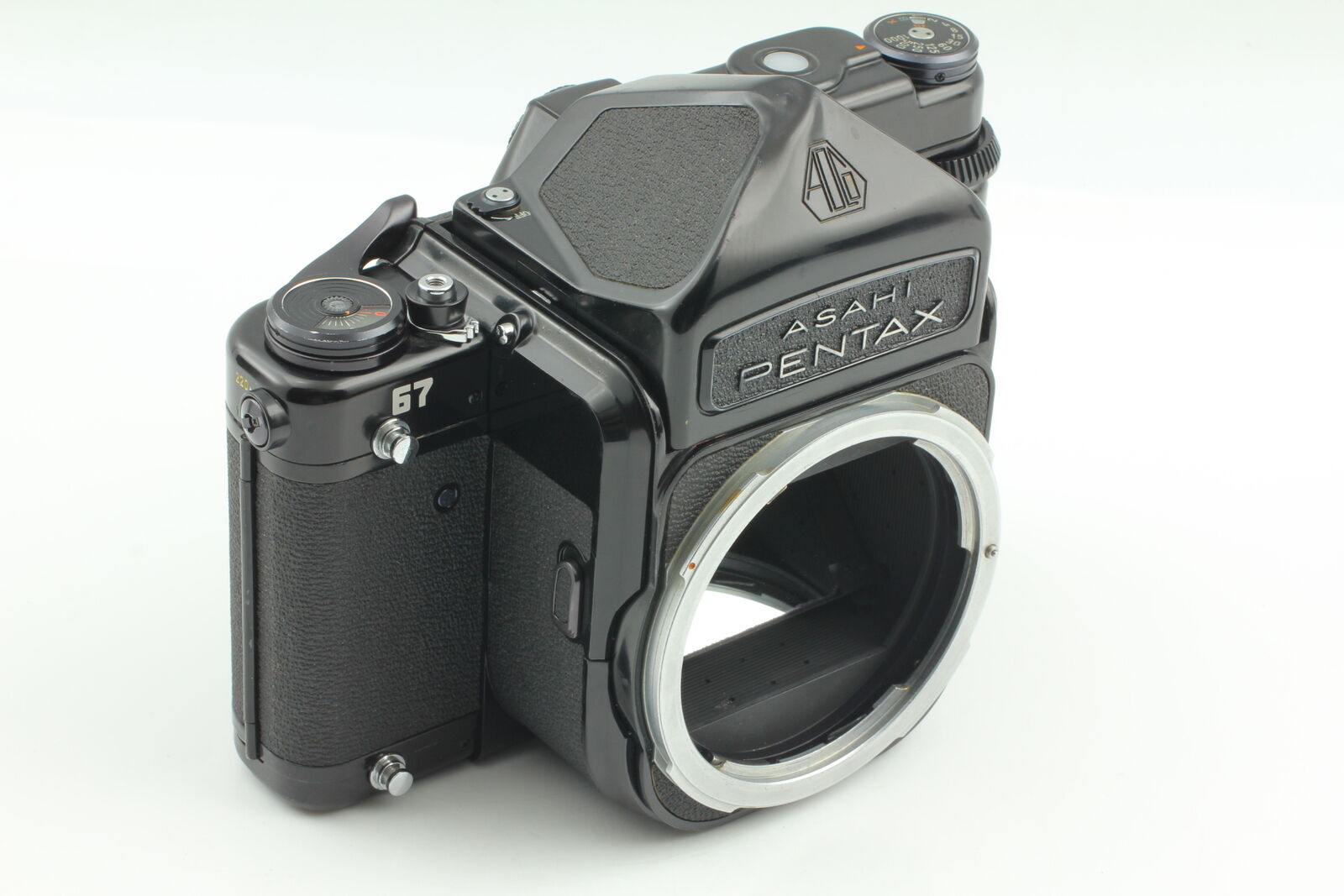 [Exc+5 w/Grip ] Pentax 67 Late Film Camera + SMC TTL 55mm f4 6x7 Lens From JAPAN