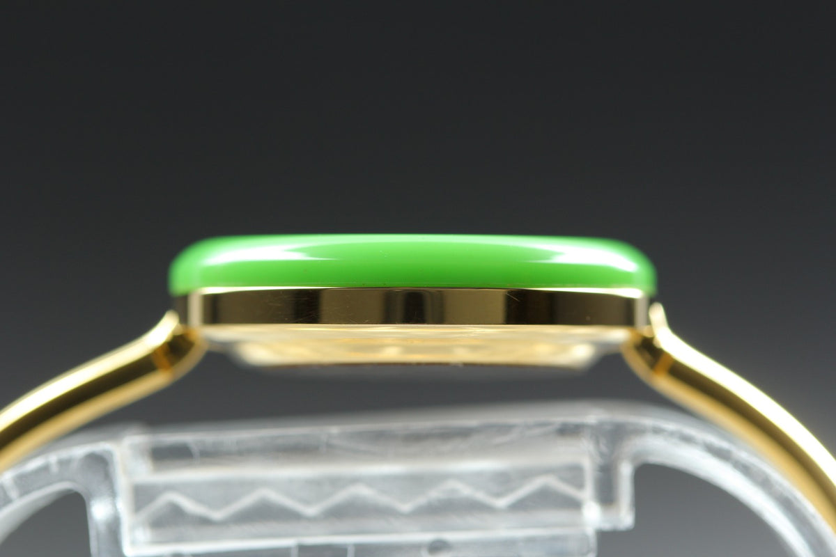 [Overhauled] Gucci Change Bezel 11/12 Lime Green Bezel Women's Qz Watch 15.25cm