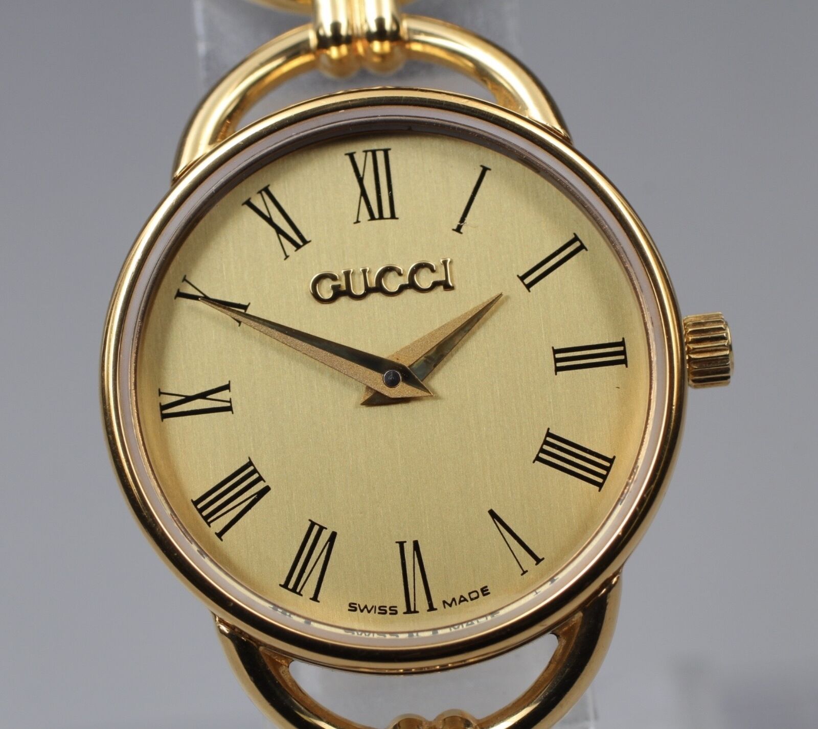 New Battery [Exc+5] Gucci 6000.2.L Gold Black Women's Quartz Watch Vintage JAPAN