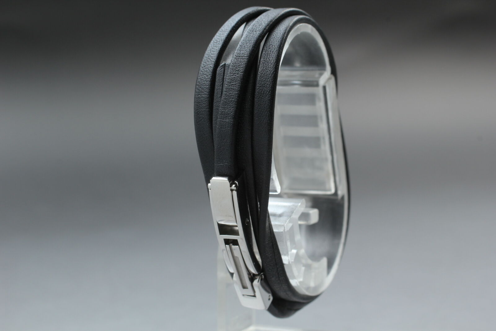 New Battery [Exc+5] Gucci 6100L Black Dial Silver Vintage Women's Qz Watch JP