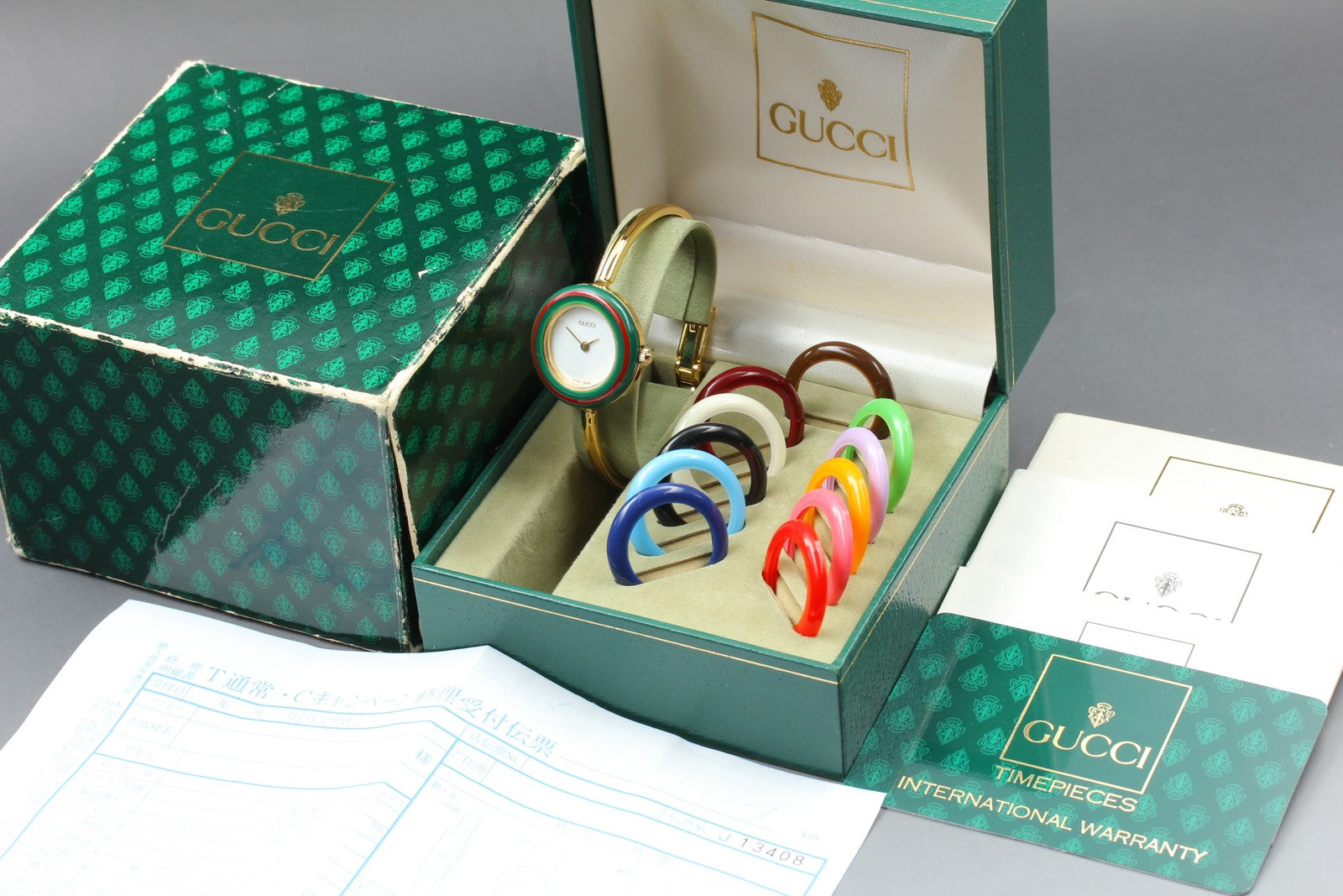 Vintage [Overhauled] Gucci Change Bezel 11/12.2 12 Colors Women's Quartz Watch