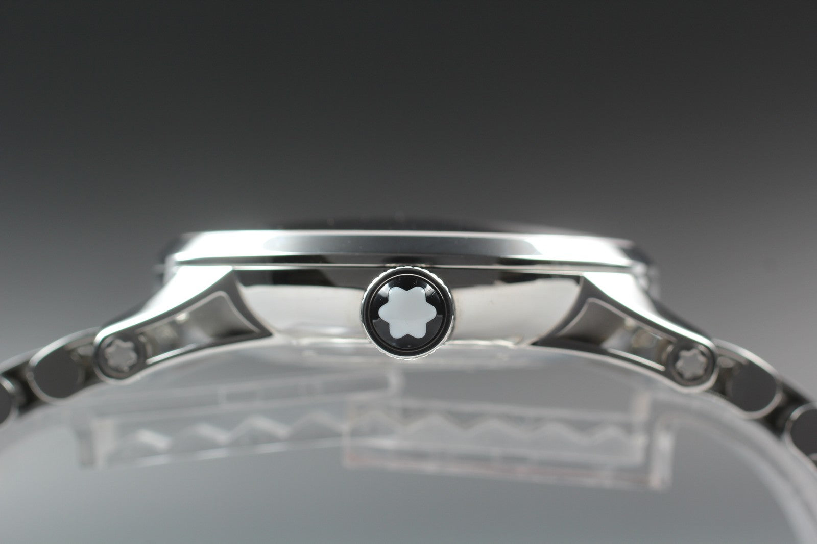 [Near MINT- Box] Montblanc TimeWalker 7050 Silver 42mm Men's Automatic Watch