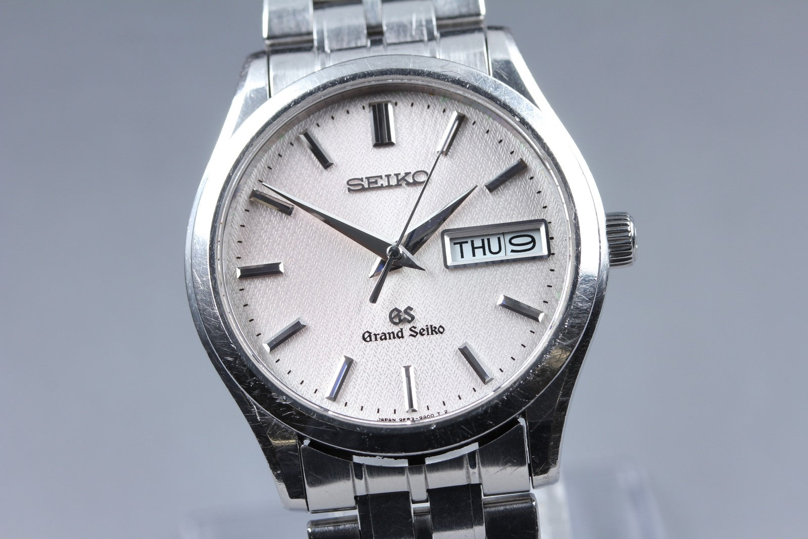 [Exc+5 Box] GRAND SEIKO 9F83-9A00 GS 36mm Silver White Day Date Qz Men's Watch