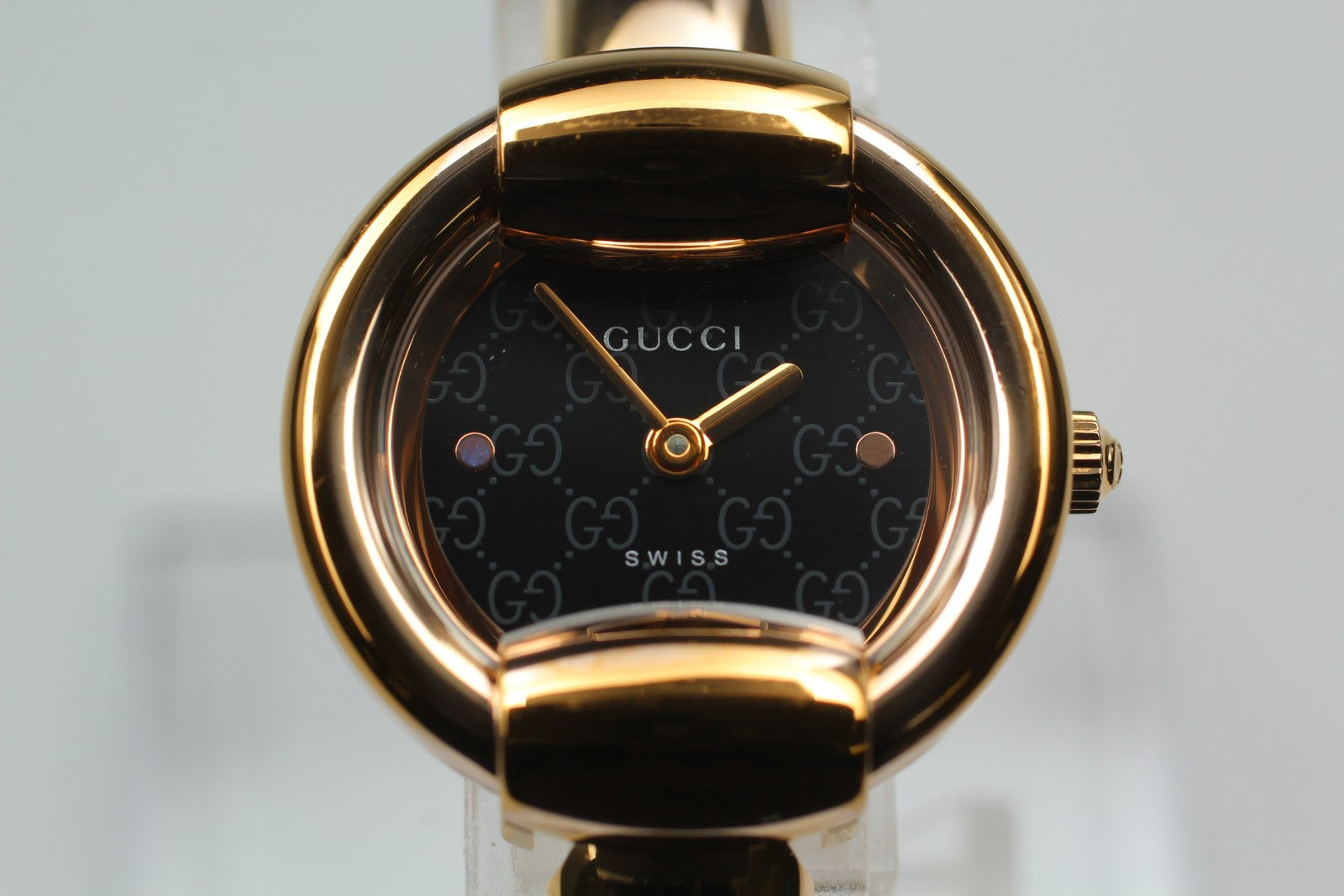 Vintage [Exc+5] GUCCI 1400L Black Dial Gold 25mm Women's Quartz Watch From JAPAN