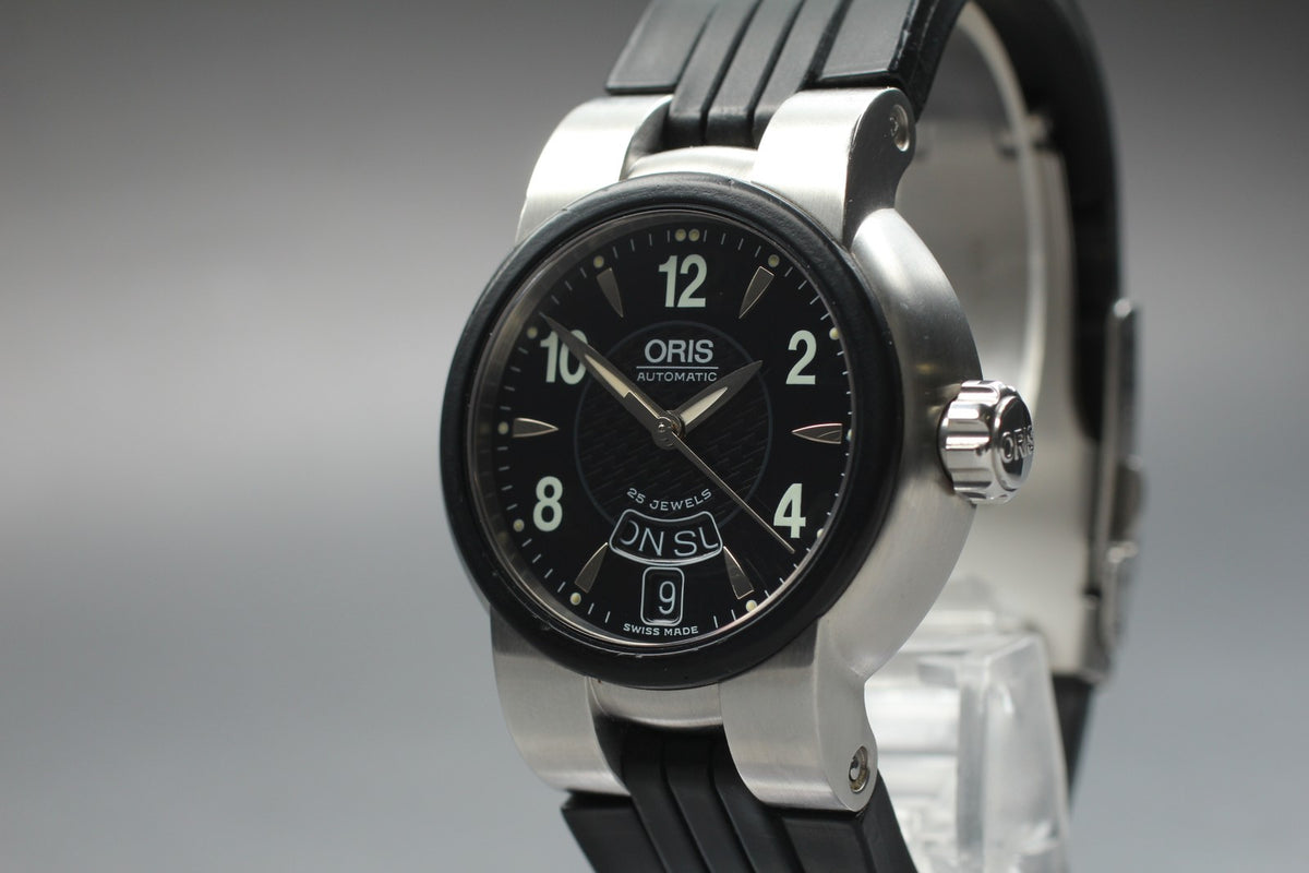 ORIS TT1 7523-44 Black Dial Automatic Day/Date Boy's Watch 37mm JAPAN Box