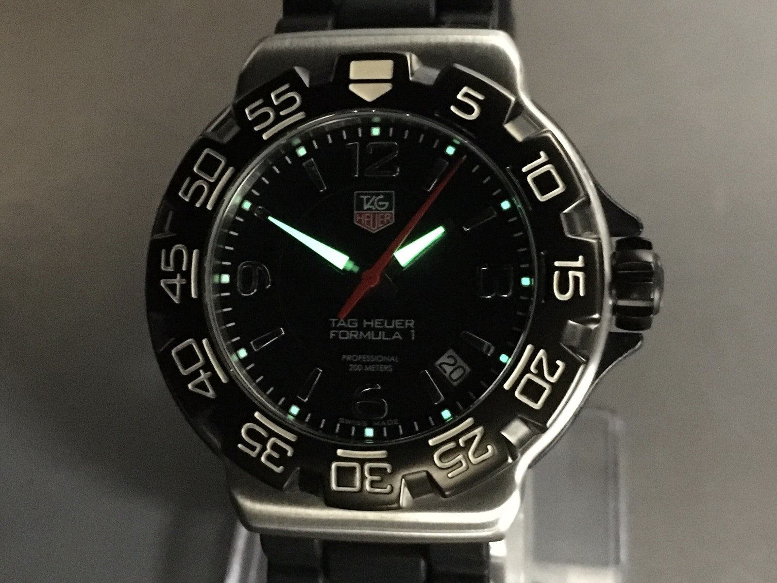 New Batt TAG HEUER Formula 1 WAC1110-0 Quartz Black Men's Watch 40mm JAPAN Box