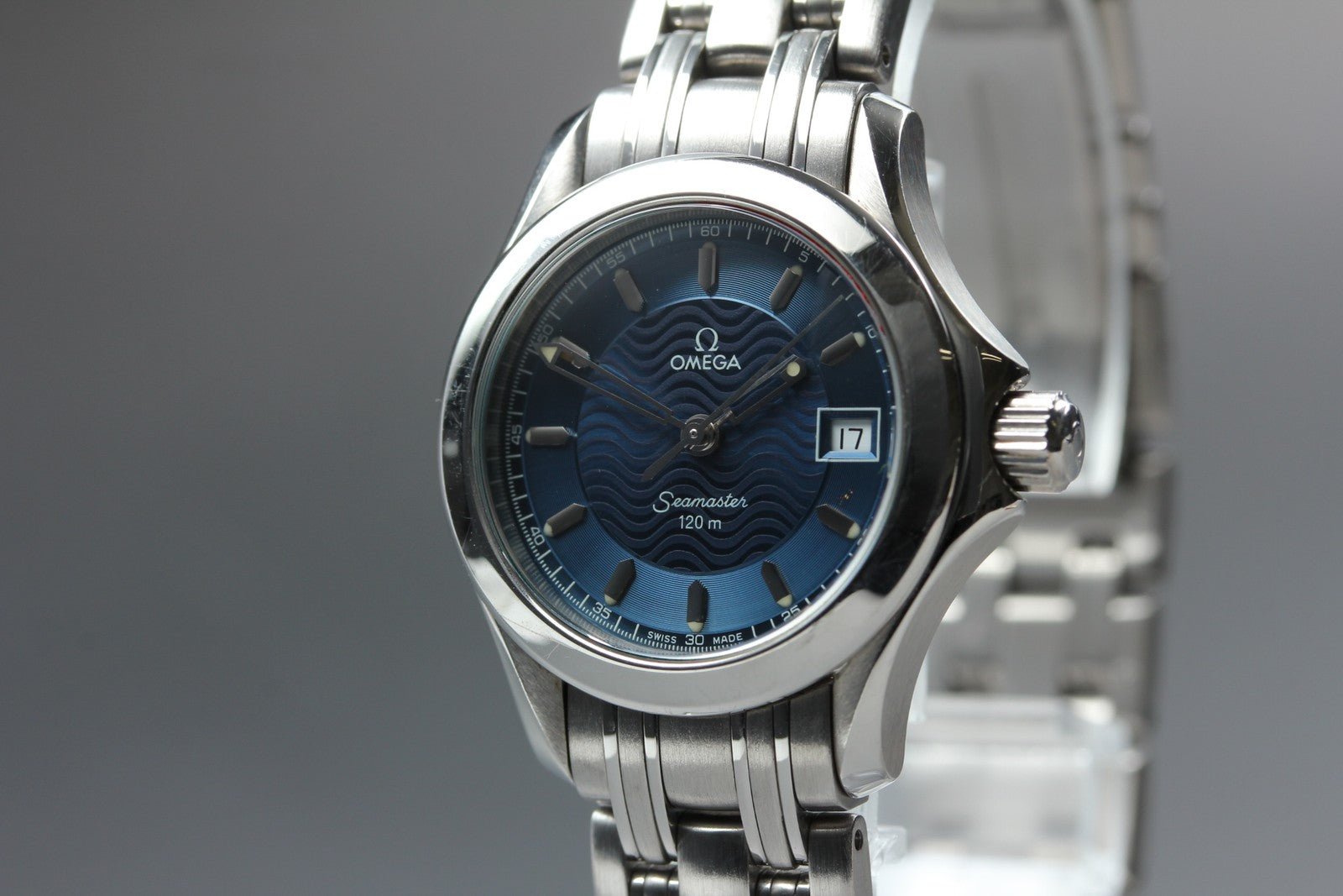 Vintage OMEGA Seamaster 120m 2581.81 Blue Quartz Women's Watch 26mm  JAPAN Box