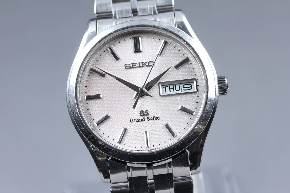 [Exc+4 Box] GRAND SEIKO 9F83-9A00 GS 36mm Silver White Day Date Qz Men's Watch